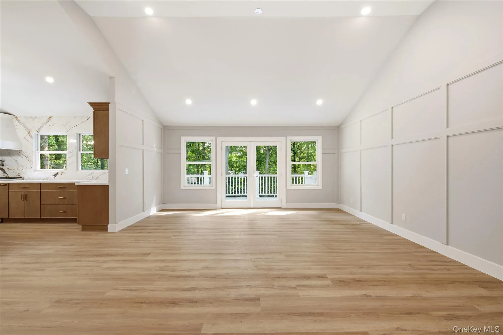128 Bay Avenue, Huntington, NY, 4 Bedrooms Bedrooms, 8 Rooms Rooms,4 BathroomsBathrooms,Residential,For Rent,Bay,0,1034103 128 Bay Avenue, Huntington, NY, 4 Bedrooms Bedrooms, 8 Rooms Rooms,4 BathroomsBathrooms,Residential,For Rent,Bay,0,1034103