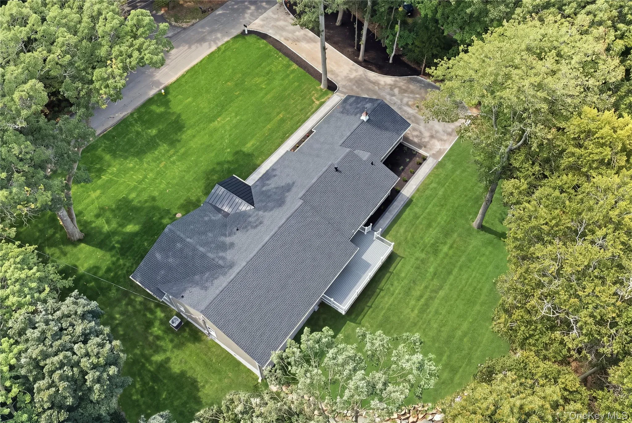 128 Bay Avenue, Huntington, NY, 4 Bedrooms Bedrooms, 8 Rooms Rooms,4 BathroomsBathrooms,Residential,For Rent,Bay,0,1034103 128 Bay Avenue, Huntington, NY, 4 Bedrooms Bedrooms, 8 Rooms Rooms,4 BathroomsBathrooms,Residential,For Rent,Bay,0,1034103