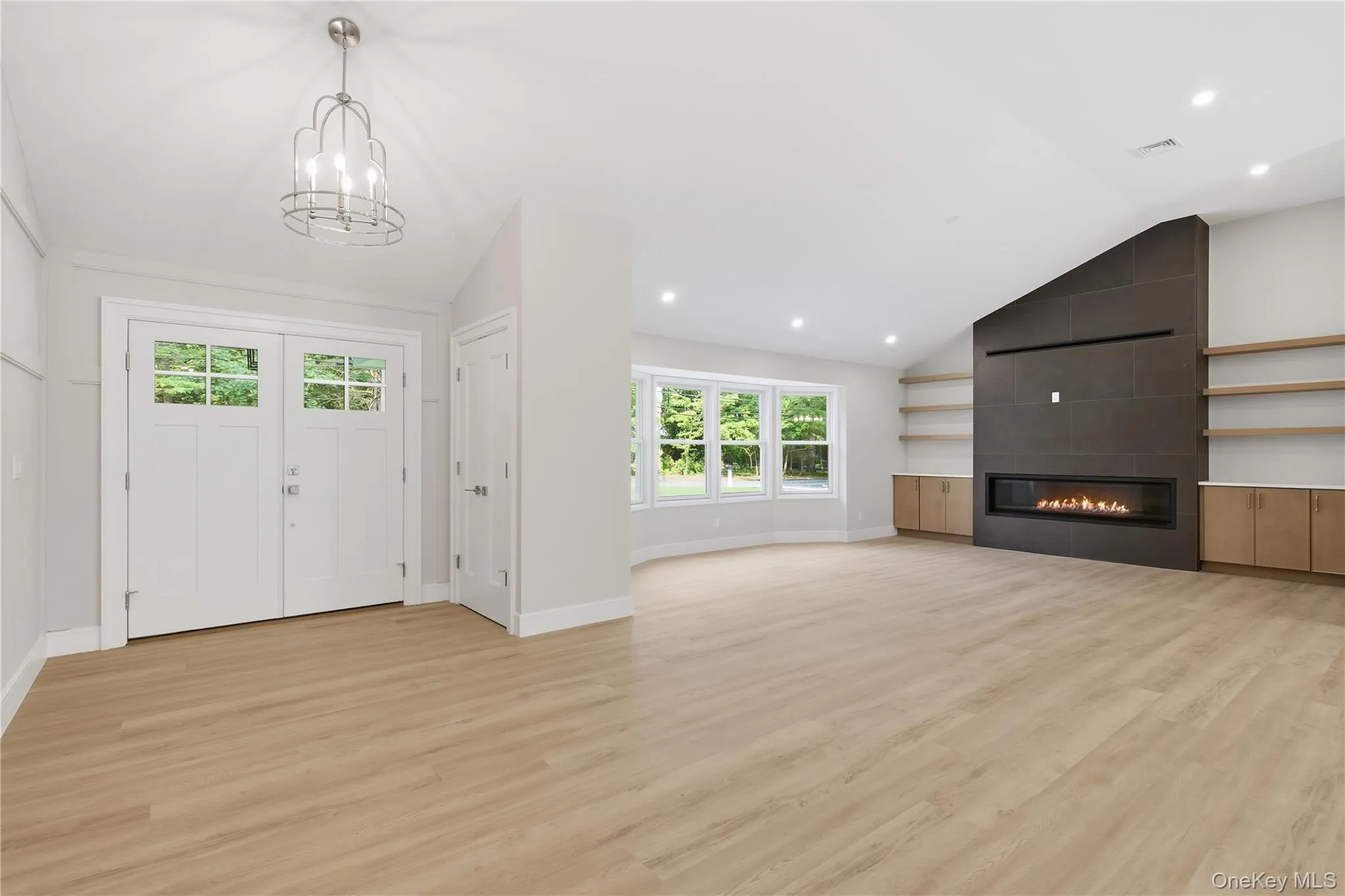128 Bay Avenue, Huntington, NY, 4 Bedrooms Bedrooms, 8 Rooms Rooms,4 BathroomsBathrooms,Residential,For Rent,Bay,0,1034103 128 Bay Avenue, Huntington, NY, 4 Bedrooms Bedrooms, 8 Rooms Rooms,4 BathroomsBathrooms,Residential,For Rent,Bay,0,1034103