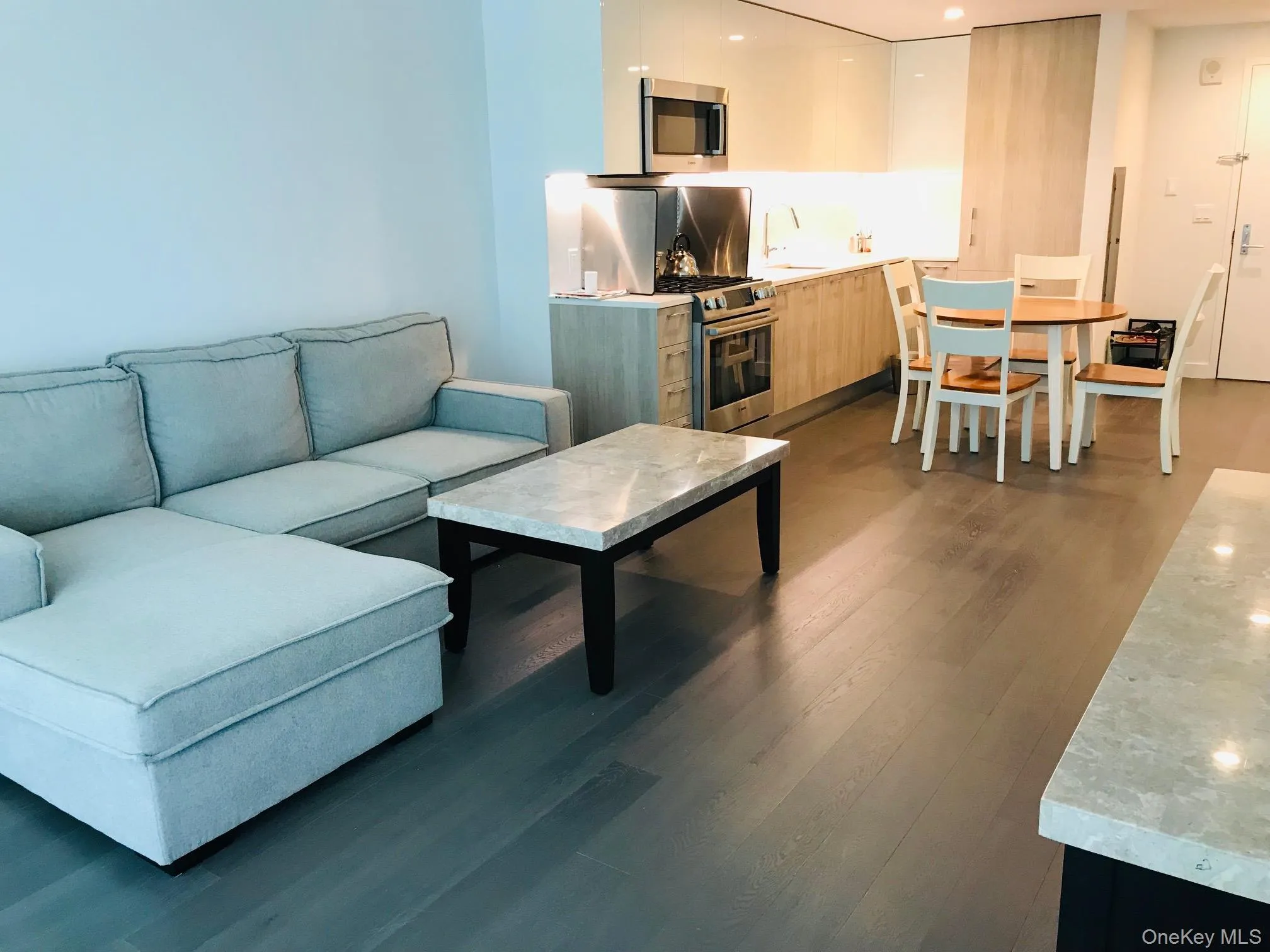 13103 40th Road, New York, NY, 1 Bedroom Bedrooms, 3 Rooms Rooms,1 BathroomBathrooms,Residential,For Rent,40th,0,1034104 13103 40th Road, New York, NY, 1 Bedroom Bedrooms, 3 Rooms Rooms,1 BathroomBathrooms,Residential,For Rent,40th,0,1034104