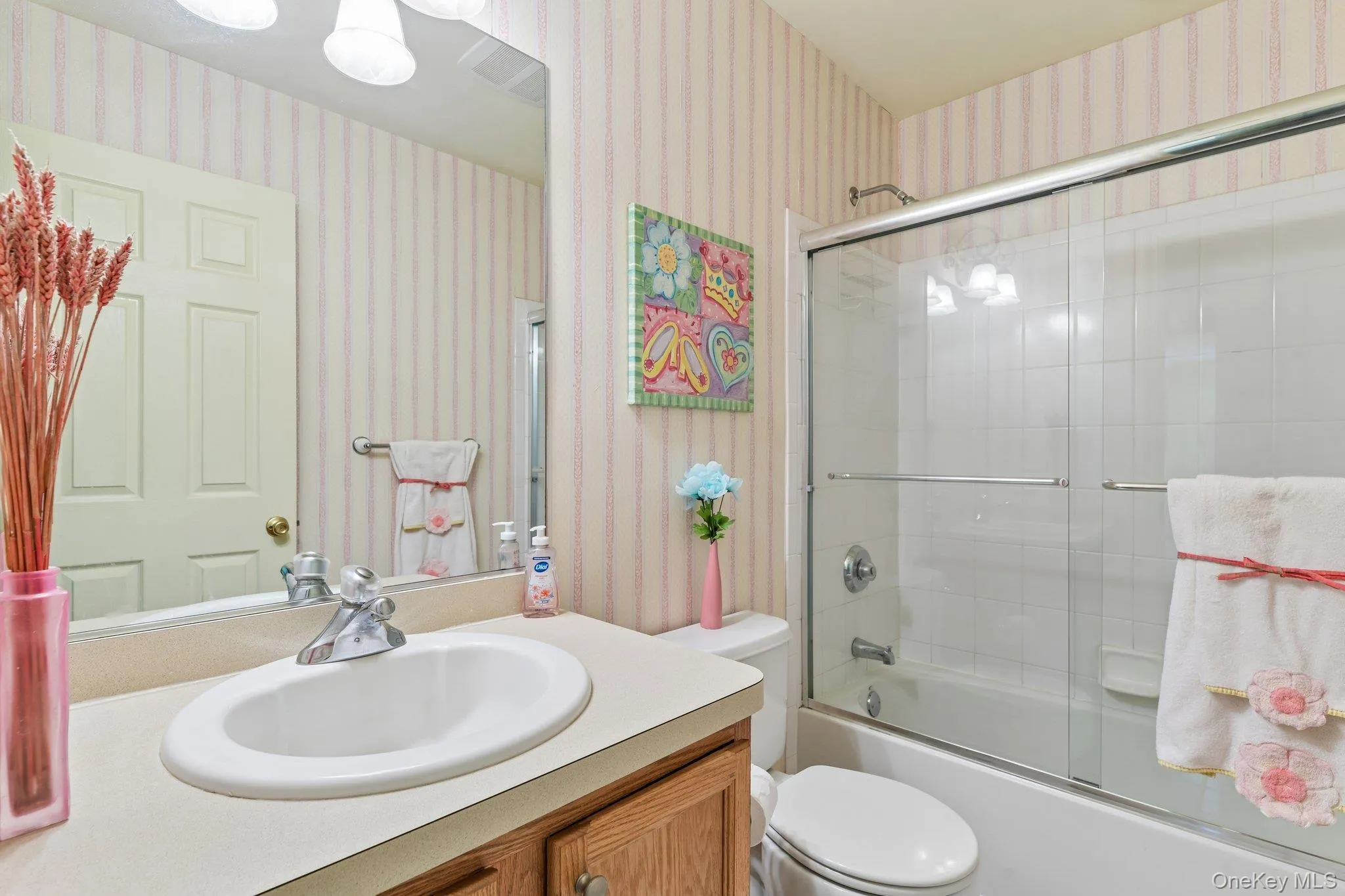 107 Kettles Lane, Brookhaven, NY, 2 Bedrooms Bedrooms, 8 Rooms Rooms,2 BathroomsBathrooms,Residential,For Rent,Kettles,0,1034106 107 Kettles Lane, Brookhaven, NY, 2 Bedrooms Bedrooms, 8 Rooms Rooms,2 BathroomsBathrooms,Residential,For Rent,Kettles,0,1034106