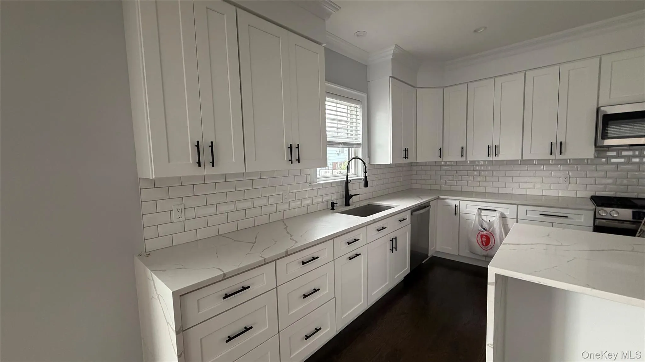 172 Lakeview Avenue, Harrison, NY, 5 Bedrooms Bedrooms, 12 Rooms Rooms,3 BathroomsBathrooms,Residential Lease,For Rent,Lakeview,0,1034107 172 Lakeview Avenue, Harrison, NY, 5 Bedrooms Bedrooms, 12 Rooms Rooms,3 BathroomsBathrooms,Residential Lease,For Rent,Lakeview,0,1034107