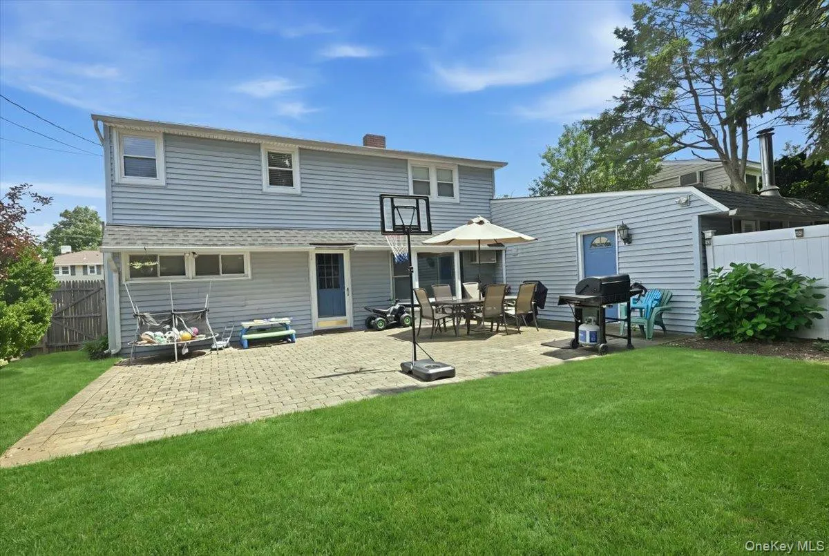 64 Bridle Lane, Oyster Bay, NY, 5 Bedrooms Bedrooms, 8 Rooms Rooms,2 BathroomsBathrooms,Residential,For Rent,Bridle,0,1034110 64 Bridle Lane, Oyster Bay, NY, 5 Bedrooms Bedrooms, 8 Rooms Rooms,2 BathroomsBathrooms,Residential,For Rent,Bridle,0,1034110