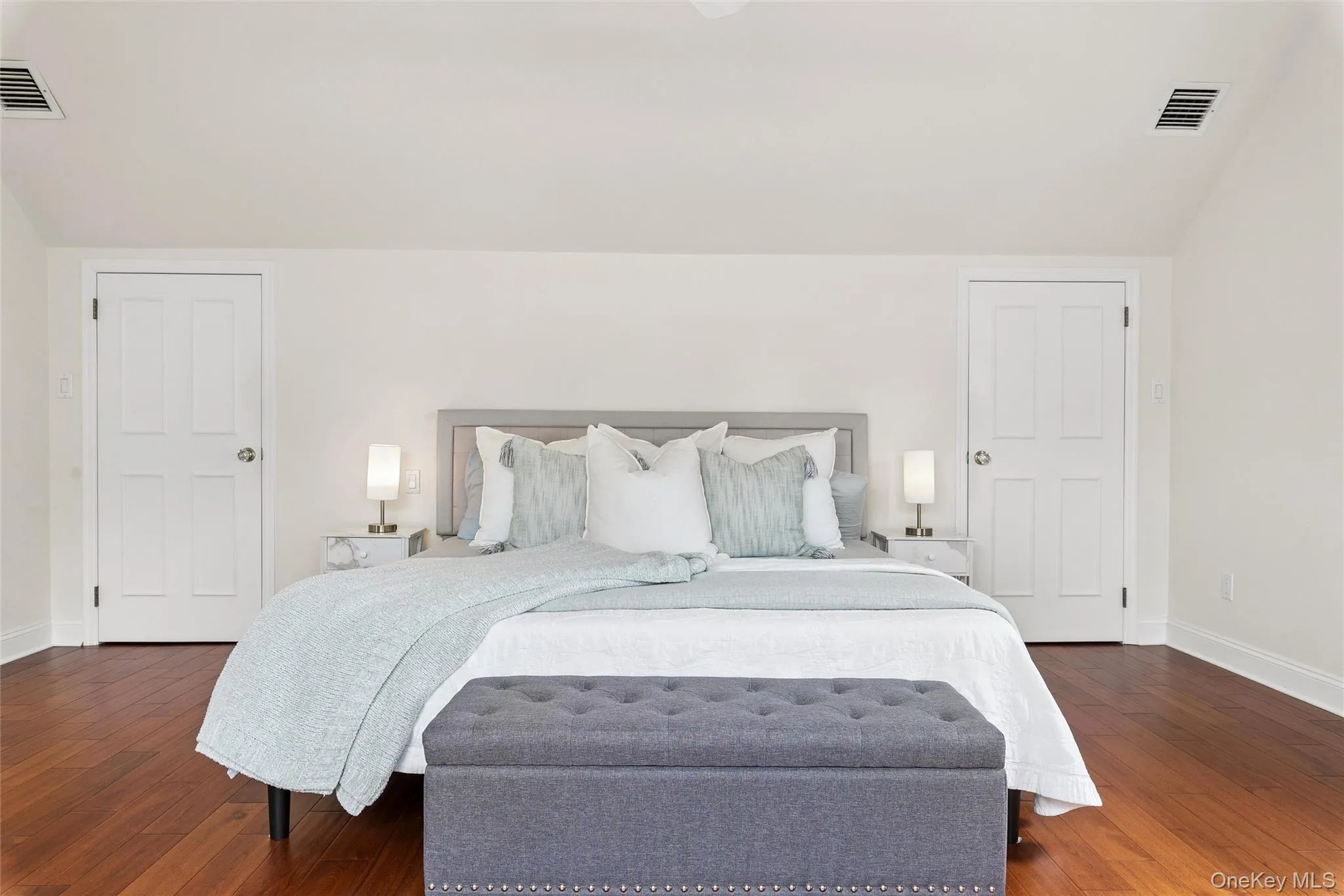 101 Lefferts Road, Hempstead, NY, 3 Bedrooms Bedrooms, 8 Rooms Rooms,2 BathroomsBathrooms,Residential Lease,For Rent,Lefferts,0,1034112 101 Lefferts Road, Hempstead, NY, 3 Bedrooms Bedrooms, 8 Rooms Rooms,2 BathroomsBathrooms,Residential Lease,For Rent,Lefferts,0,1034112