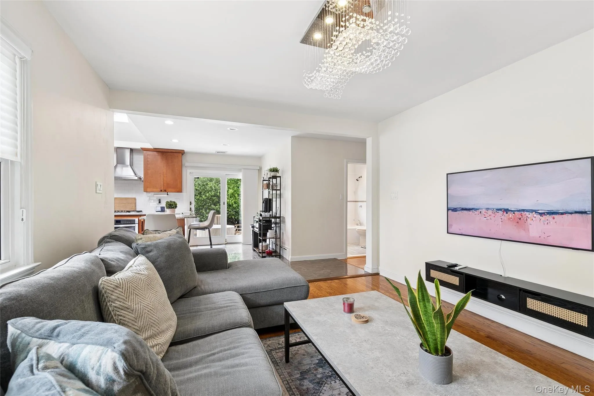 101 Lefferts Road, Hempstead, NY, 3 Bedrooms Bedrooms, 8 Rooms Rooms,2 BathroomsBathrooms,Residential Lease,For Rent,Lefferts,0,1034112 101 Lefferts Road, Hempstead, NY, 3 Bedrooms Bedrooms, 8 Rooms Rooms,2 BathroomsBathrooms,Residential Lease,For Rent,Lefferts,0,1034112
