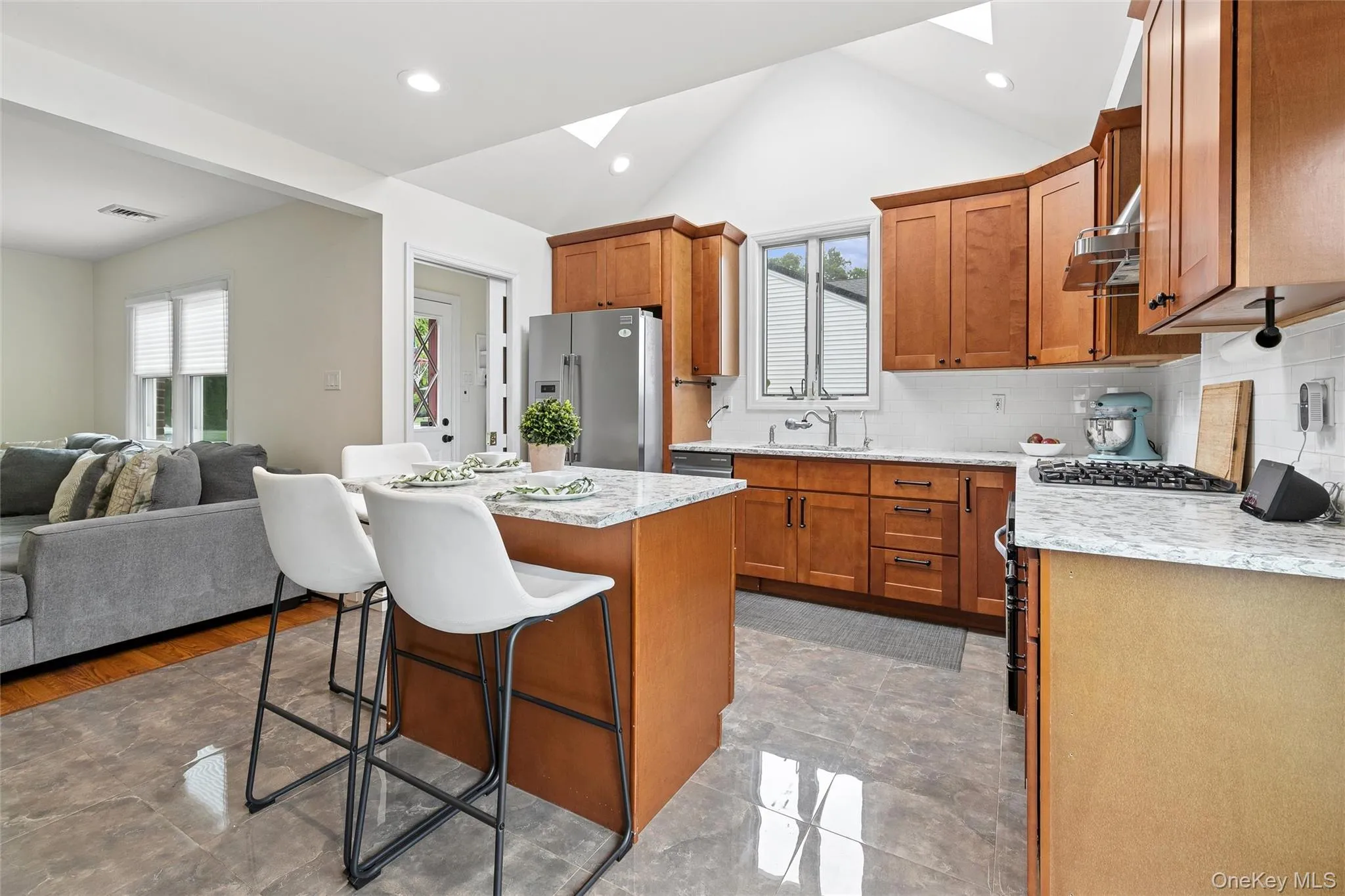 101 Lefferts Road, Hempstead, NY, 3 Bedrooms Bedrooms, 8 Rooms Rooms,2 BathroomsBathrooms,Residential Lease,For Rent,Lefferts,0,1034112 101 Lefferts Road, Hempstead, NY, 3 Bedrooms Bedrooms, 8 Rooms Rooms,2 BathroomsBathrooms,Residential Lease,For Rent,Lefferts,0,1034112