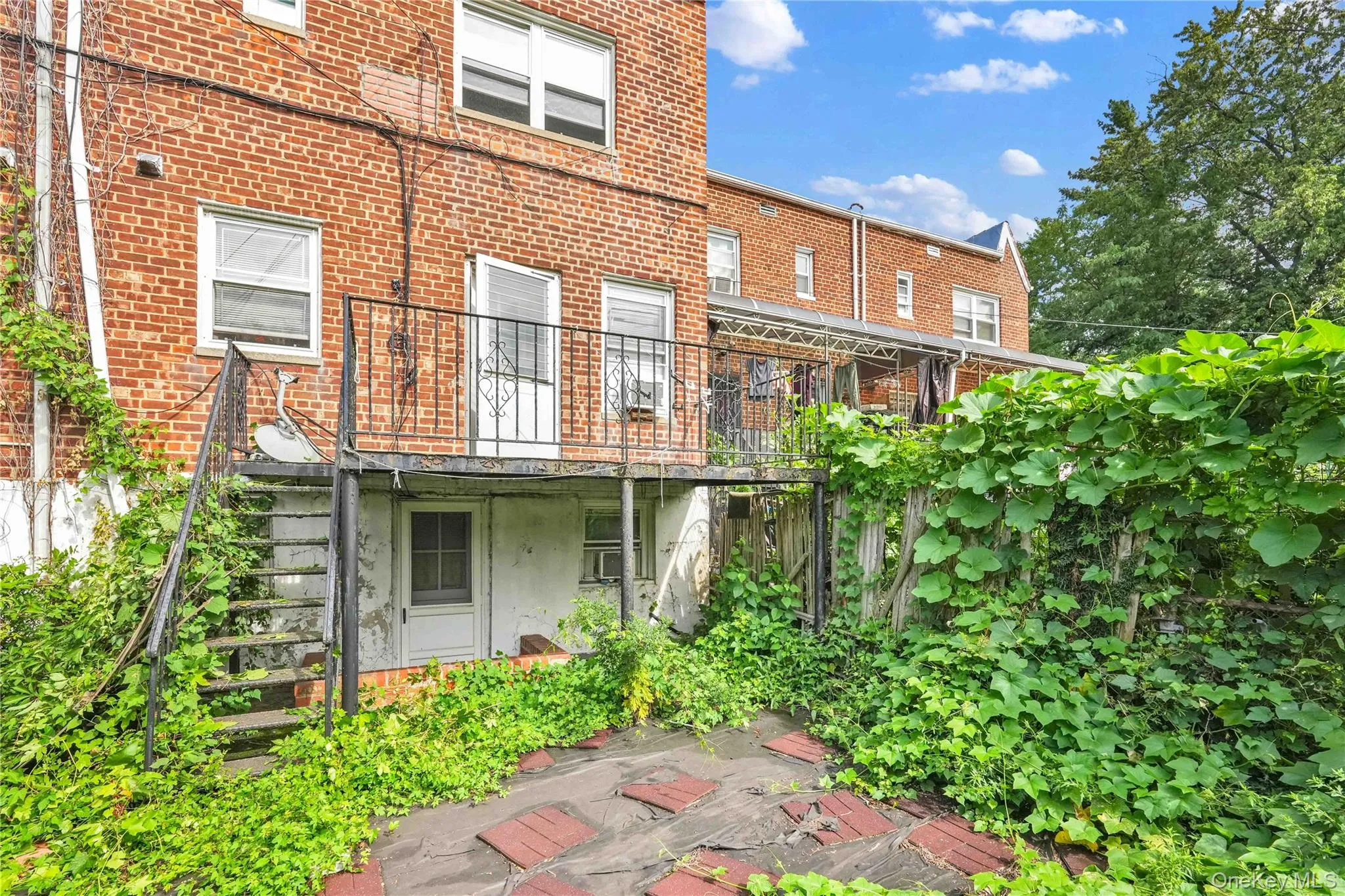 62-42 Main Street, New York, NY, 4 Bedrooms Bedrooms, 7 Rooms Rooms,2 BathroomsBathrooms,Residential,For Rent,Main,0,1034124 62-42 Main Street, New York, NY, 4 Bedrooms Bedrooms, 7 Rooms Rooms,2 BathroomsBathrooms,Residential,For Rent,Main,0,1034124