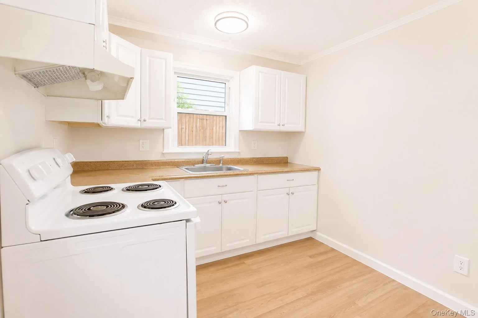 133 Cleveland Avenue, Long Beach, NY, 2 Bedrooms Bedrooms, 5 Rooms Rooms,1 BathroomBathrooms,Residential Lease,For Rent,Cleveland,0,1034125 133 Cleveland Avenue, Long Beach, NY, 2 Bedrooms Bedrooms, 5 Rooms Rooms,1 BathroomBathrooms,Residential Lease,For Rent,Cleveland,0,1034125