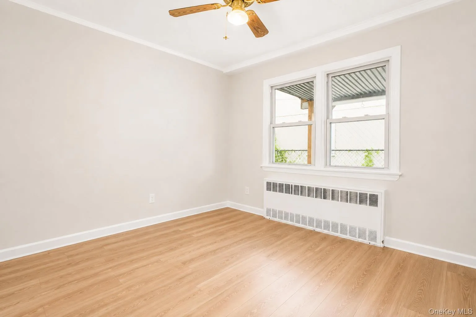 133 Cleveland Avenue, Long Beach, NY, 2 Bedrooms Bedrooms, 5 Rooms Rooms,1 BathroomBathrooms,Residential Lease,For Rent,Cleveland,0,1034125 133 Cleveland Avenue, Long Beach, NY, 2 Bedrooms Bedrooms, 5 Rooms Rooms,1 BathroomBathrooms,Residential Lease,For Rent,Cleveland,0,1034125