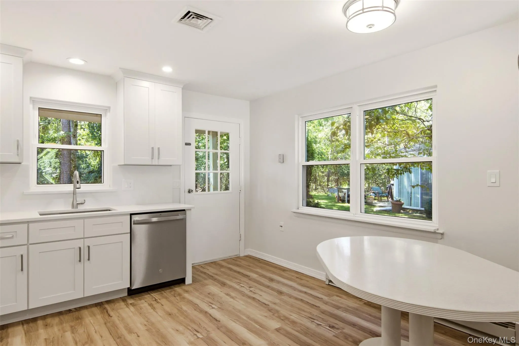 Brand new kitchen with stainless steel appliances Brand new kitchen with stainless steel appliances
