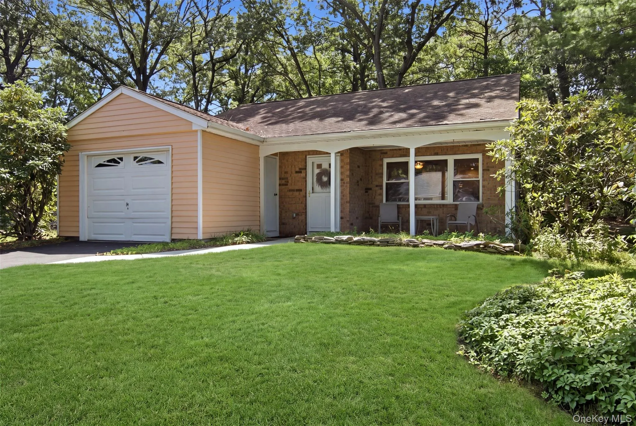 254 Edinburgh Drive, Brookhaven, NY, 2 Bedrooms Bedrooms, 4 Rooms Rooms,1 BathroomBathrooms,Residential,For Rent,Edinburgh,0,1034129 254 Edinburgh Drive, Brookhaven, NY, 2 Bedrooms Bedrooms, 4 Rooms Rooms,1 BathroomBathrooms,Residential,For Rent,Edinburgh,0,1034129