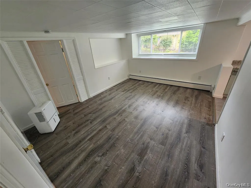 16 Ardmore Street, Cornwall, NY, 1 Bedroom Bedrooms, 5 Rooms Rooms,1 BathroomBathrooms,Residential Lease,For Rent,Ardmore,0,1034133 16 Ardmore Street, Cornwall, NY, 1 Bedroom Bedrooms, 5 Rooms Rooms,1 BathroomBathrooms,Residential Lease,For Rent,Ardmore,0,1034133