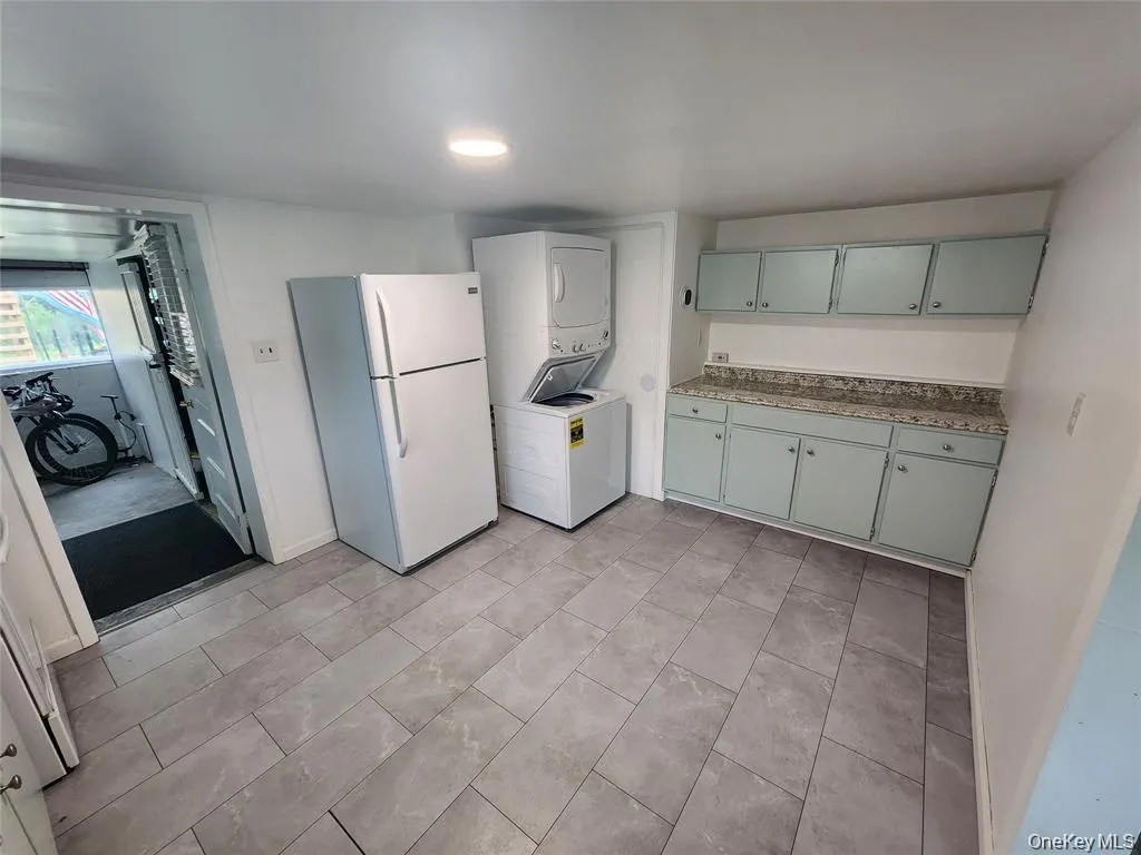 16 Ardmore Street, Cornwall, NY, 1 Bedroom Bedrooms, 5 Rooms Rooms,1 BathroomBathrooms,Residential Lease,For Rent,Ardmore,0,1034133 16 Ardmore Street, Cornwall, NY, 1 Bedroom Bedrooms, 5 Rooms Rooms,1 BathroomBathrooms,Residential Lease,For Rent,Ardmore,0,1034133