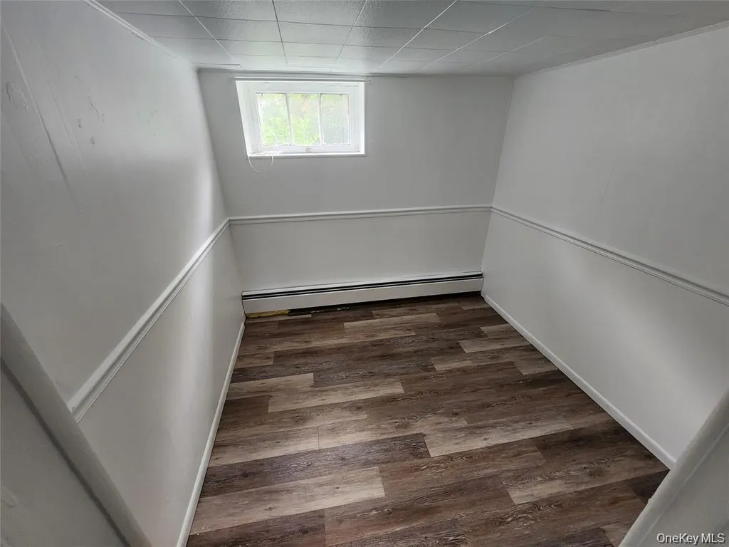 16 Ardmore Street, Cornwall, NY, 1 Bedroom Bedrooms, 5 Rooms Rooms,1 BathroomBathrooms,Residential Lease,For Rent,Ardmore,0,1034133 16 Ardmore Street, Cornwall, NY, 1 Bedroom Bedrooms, 5 Rooms Rooms,1 BathroomBathrooms,Residential Lease,For Rent,Ardmore,0,1034133
