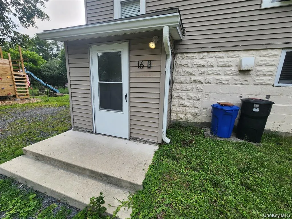 16 Ardmore Street, Cornwall, NY, 1 Bedroom Bedrooms, 5 Rooms Rooms,1 BathroomBathrooms,Residential Lease,For Rent,Ardmore,0,1034133 16 Ardmore Street, Cornwall, NY, 1 Bedroom Bedrooms, 5 Rooms Rooms,1 BathroomBathrooms,Residential Lease,For Rent,Ardmore,0,1034133