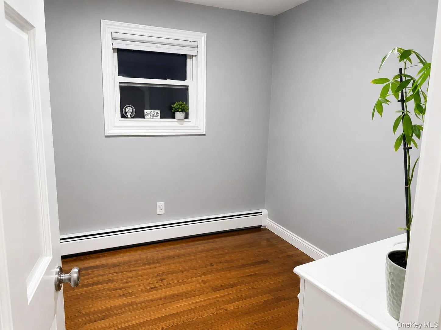 20 Everit Avenue, Hempstead, NY, 5 Bedrooms Bedrooms, 10 Rooms Rooms,2 BathroomsBathrooms,Residential Lease,For Rent,Everit,0,1034135 20 Everit Avenue, Hempstead, NY, 5 Bedrooms Bedrooms, 10 Rooms Rooms,2 BathroomsBathrooms,Residential Lease,For Rent,Everit,0,1034135