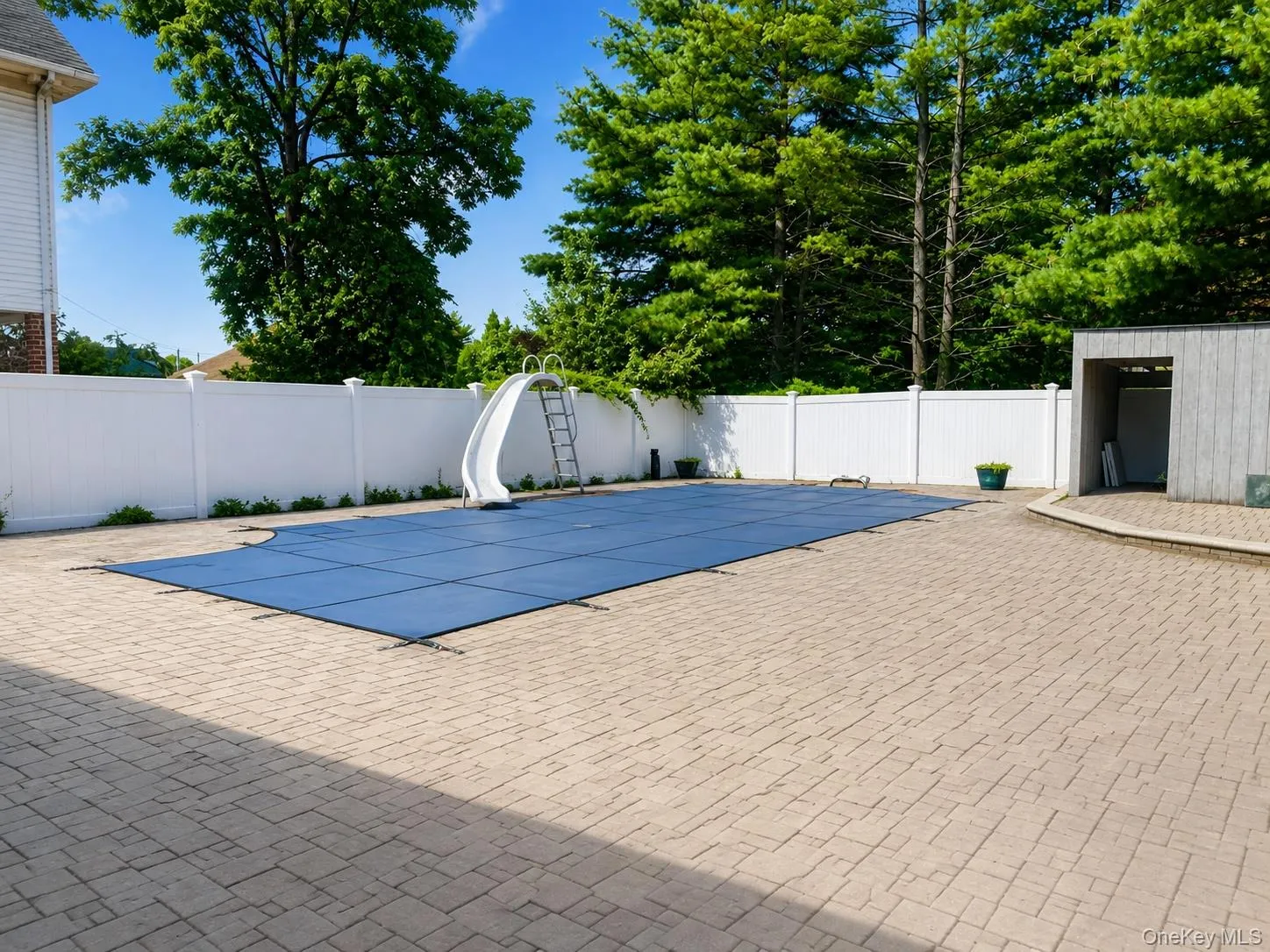 20 Everit Avenue, Hempstead, NY, 5 Bedrooms Bedrooms, 10 Rooms Rooms,2 BathroomsBathrooms,Residential Lease,For Rent,Everit,0,1034135 20 Everit Avenue, Hempstead, NY, 5 Bedrooms Bedrooms, 10 Rooms Rooms,2 BathroomsBathrooms,Residential Lease,For Rent,Everit,0,1034135