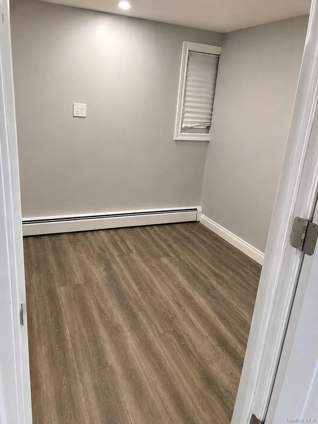 20 Everit Avenue, Hempstead, NY, 5 Bedrooms Bedrooms, 10 Rooms Rooms,2 BathroomsBathrooms,Residential Lease,For Rent,Everit,0,1034135 20 Everit Avenue, Hempstead, NY, 5 Bedrooms Bedrooms, 10 Rooms Rooms,2 BathroomsBathrooms,Residential Lease,For Rent,Everit,0,1034135