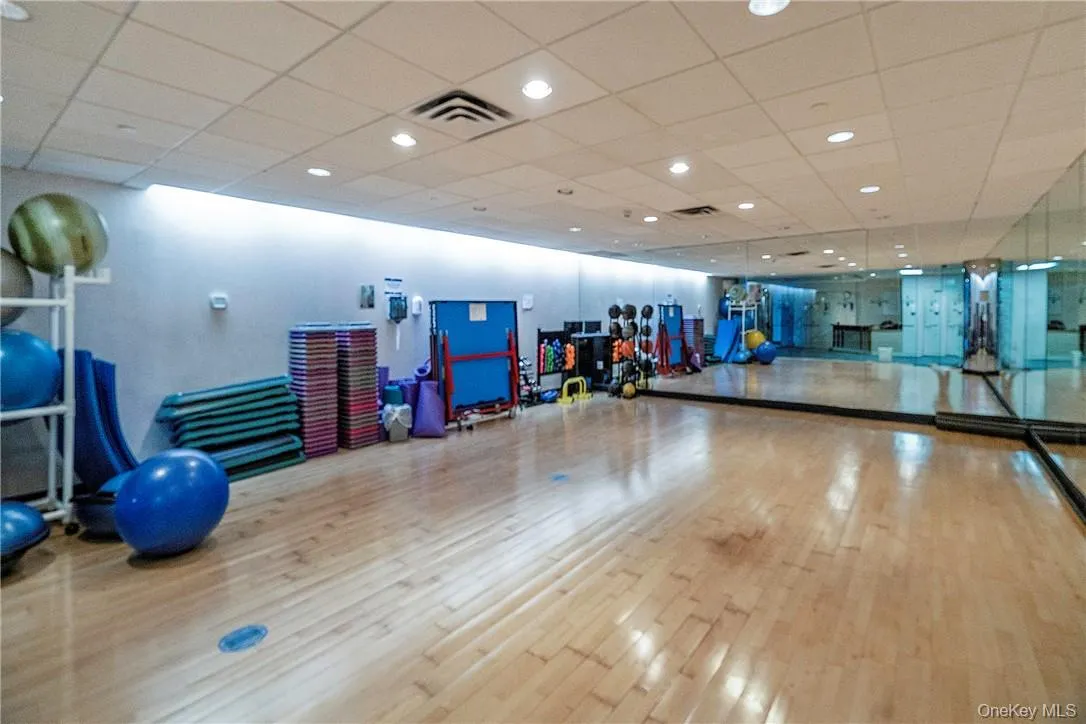 Yoga room Yoga room