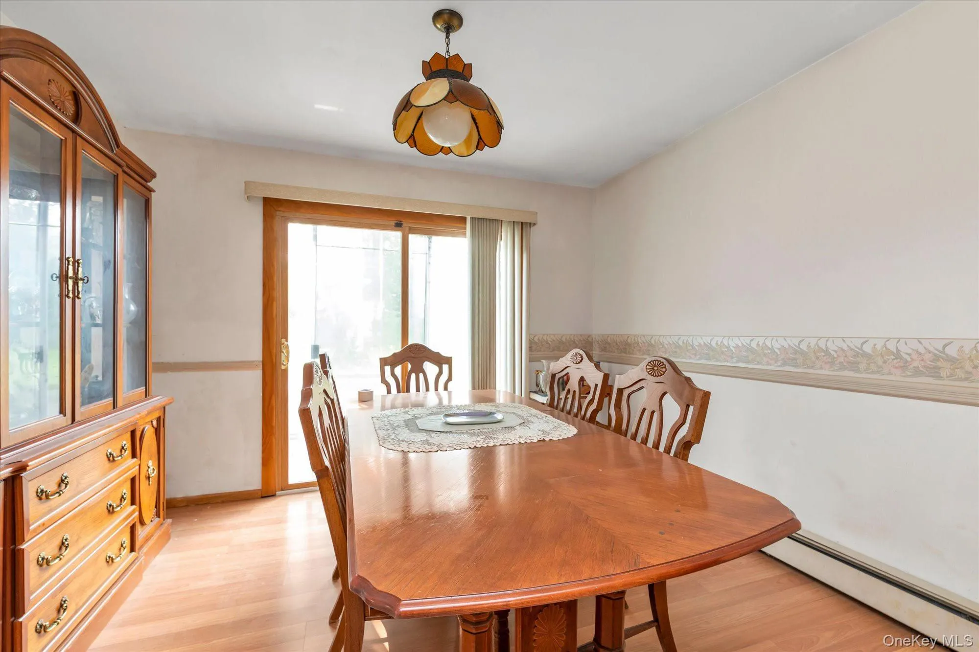 20 Lillian Street, Brookhaven, NY, 3 Bedrooms Bedrooms, 7 Rooms Rooms,2 BathroomsBathrooms,Residential,For Rent,Lillian,0,1034140 20 Lillian Street, Brookhaven, NY, 3 Bedrooms Bedrooms, 7 Rooms Rooms,2 BathroomsBathrooms,Residential,For Rent,Lillian,0,1034140