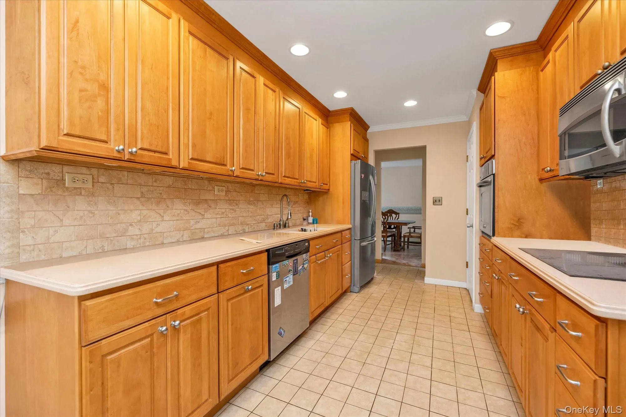 20 Lillian Street, Brookhaven, NY, 3 Bedrooms Bedrooms, 7 Rooms Rooms,2 BathroomsBathrooms,Residential,For Rent,Lillian,0,1034140 20 Lillian Street, Brookhaven, NY, 3 Bedrooms Bedrooms, 7 Rooms Rooms,2 BathroomsBathrooms,Residential,For Rent,Lillian,0,1034140