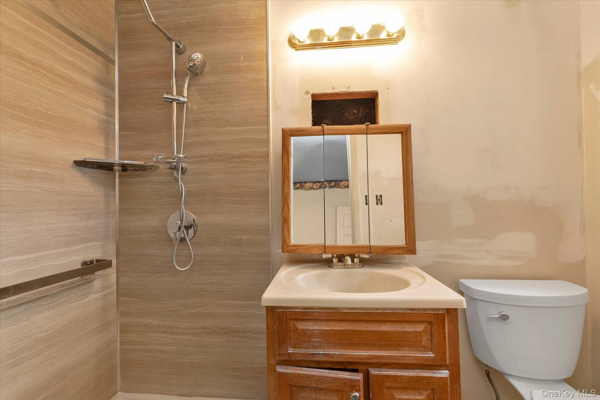 20 Lillian Street, Brookhaven, NY, 3 Bedrooms Bedrooms, 7 Rooms Rooms,2 BathroomsBathrooms,Residential,For Rent,Lillian,0,1034140 20 Lillian Street, Brookhaven, NY, 3 Bedrooms Bedrooms, 7 Rooms Rooms,2 BathroomsBathrooms,Residential,For Rent,Lillian,0,1034140