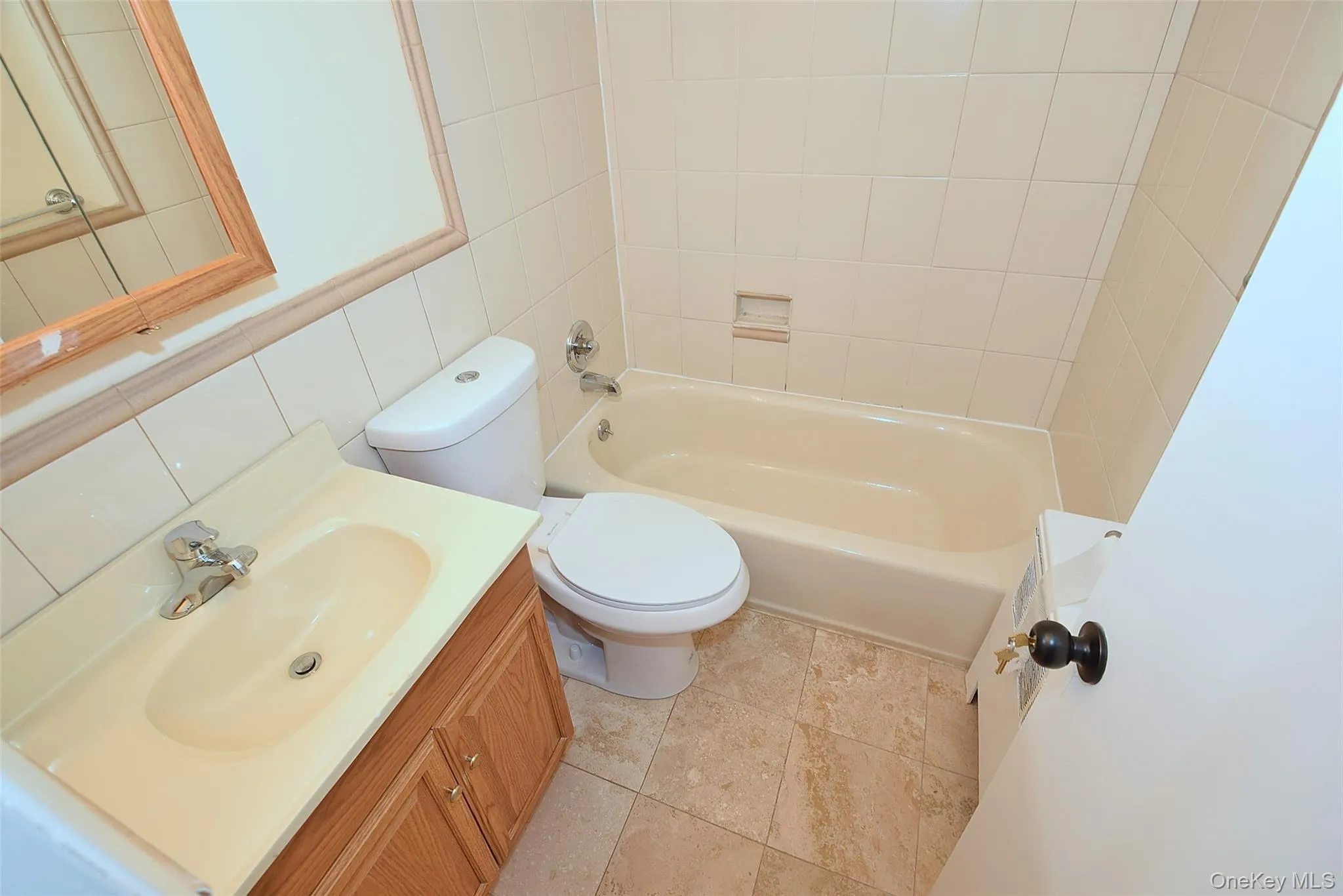 37 Amby Avenue, Oyster Bay, NY, 5 Bedrooms Bedrooms, 8 Rooms Rooms,2 BathroomsBathrooms,Residential Lease,For Rent,Amby,0,1034141 37 Amby Avenue, Oyster Bay, NY, 5 Bedrooms Bedrooms, 8 Rooms Rooms,2 BathroomsBathrooms,Residential Lease,For Rent,Amby,0,1034141