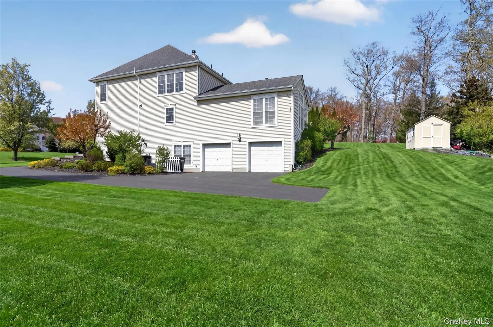 17 Oldwyck Crescent, Woodbury, NY, 4 Bedrooms Bedrooms, 10 Rooms Rooms,2 BathroomsBathrooms,Residential,For Rent,Oldwyck,0,1034143 17 Oldwyck Crescent, Woodbury, NY, 4 Bedrooms Bedrooms, 10 Rooms Rooms,2 BathroomsBathrooms,Residential,For Rent,Oldwyck,0,1034143