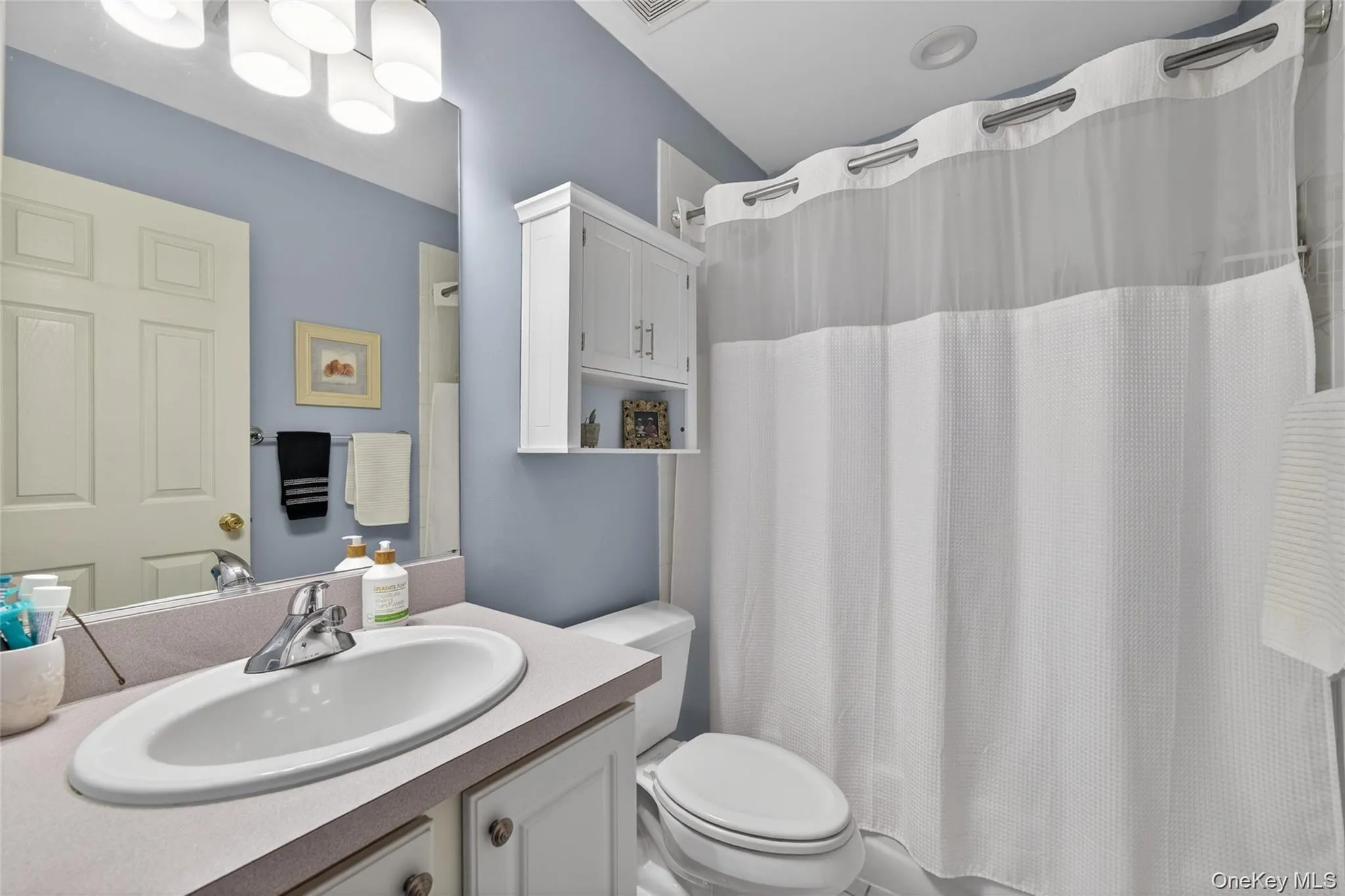 17 Oldwyck Crescent, Woodbury, NY, 4 Bedrooms Bedrooms, 10 Rooms Rooms,2 BathroomsBathrooms,Residential,For Rent,Oldwyck,0,1034143 17 Oldwyck Crescent, Woodbury, NY, 4 Bedrooms Bedrooms, 10 Rooms Rooms,2 BathroomsBathrooms,Residential,For Rent,Oldwyck,0,1034143