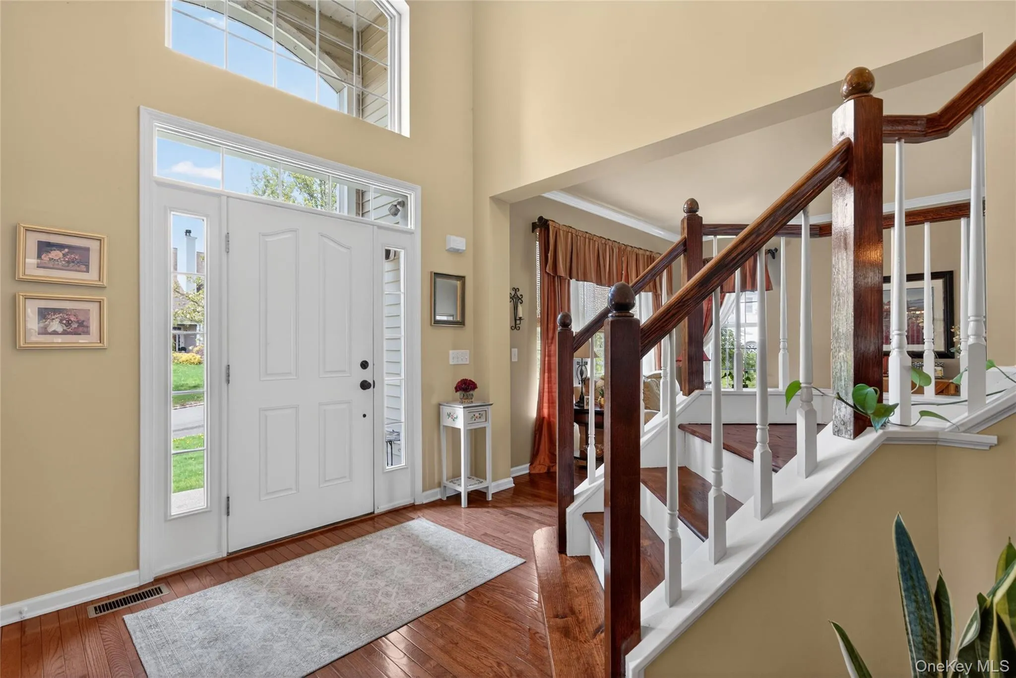 17 Oldwyck Crescent, Woodbury, NY, 4 Bedrooms Bedrooms, 10 Rooms Rooms,2 BathroomsBathrooms,Residential,For Rent,Oldwyck,0,1034143 17 Oldwyck Crescent, Woodbury, NY, 4 Bedrooms Bedrooms, 10 Rooms Rooms,2 BathroomsBathrooms,Residential,For Rent,Oldwyck,0,1034143