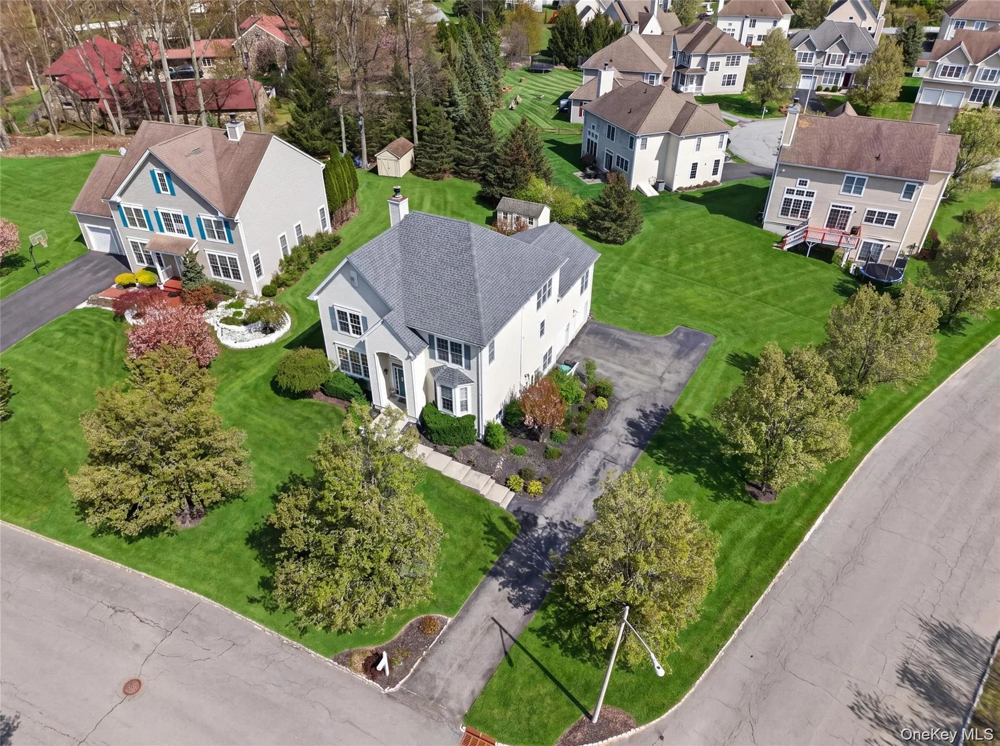 17 Oldwyck Crescent, Woodbury, NY, 4 Bedrooms Bedrooms, 10 Rooms Rooms,2 BathroomsBathrooms,Residential,For Rent,Oldwyck,0,1034143 17 Oldwyck Crescent, Woodbury, NY, 4 Bedrooms Bedrooms, 10 Rooms Rooms,2 BathroomsBathrooms,Residential,For Rent,Oldwyck,0,1034143