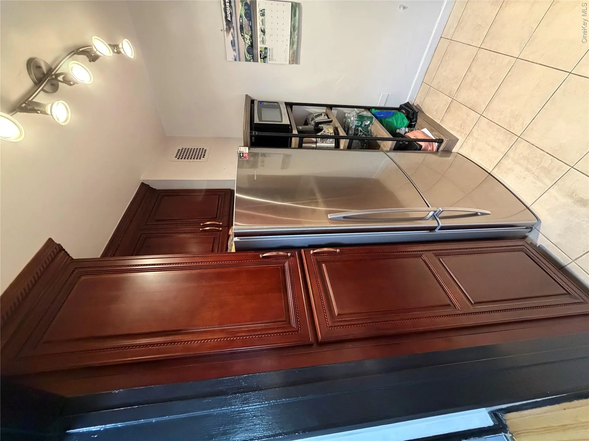 86-10 151 Avenue, New York, NY, 2 Rooms Rooms,1 BathroomBathrooms,Residential,For Rent,151,0,1034147 86-10 151 Avenue, New York, NY, 2 Rooms Rooms,1 BathroomBathrooms,Residential,For Rent,151,0,1034147