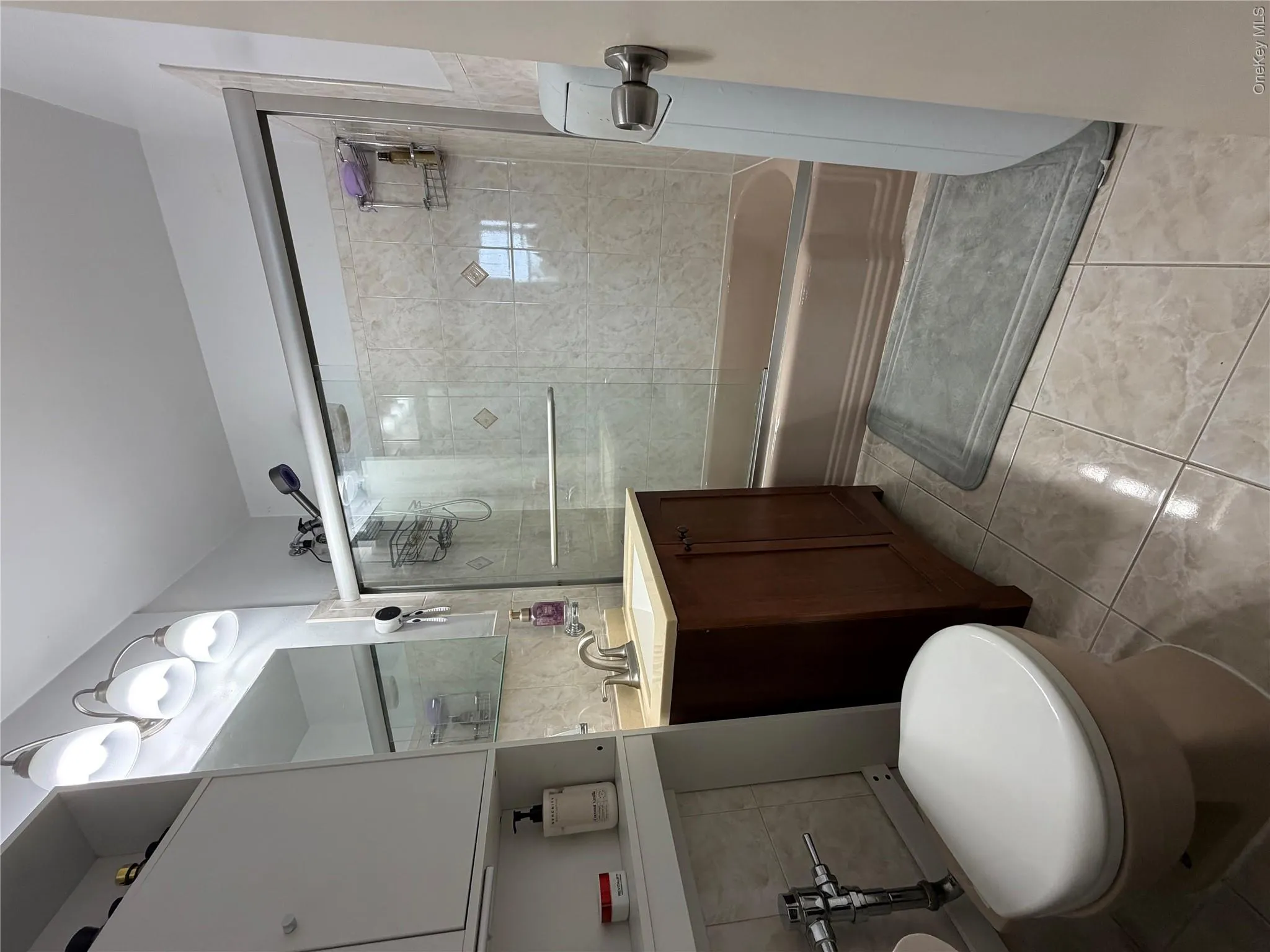 86-10 151 Avenue, New York, NY, 2 Rooms Rooms,1 BathroomBathrooms,Residential,For Rent,151,0,1034147 86-10 151 Avenue, New York, NY, 2 Rooms Rooms,1 BathroomBathrooms,Residential,For Rent,151,0,1034147
