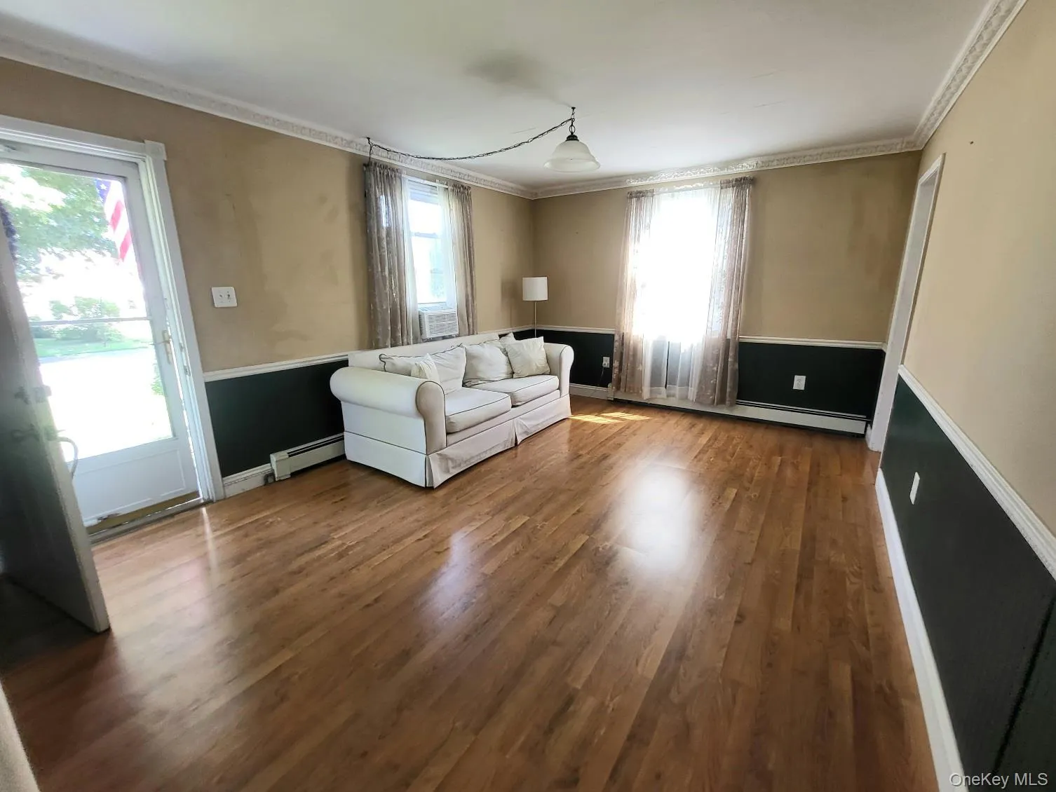 3 Vanamee Street, Newburgh (city), NY, 3 Bedrooms Bedrooms, 6 Rooms Rooms,1 BathroomBathrooms,Residential,For Rent,Vanamee,0,1034149 3 Vanamee Street, Newburgh (city), NY, 3 Bedrooms Bedrooms, 6 Rooms Rooms,1 BathroomBathrooms,Residential,For Rent,Vanamee,0,1034149