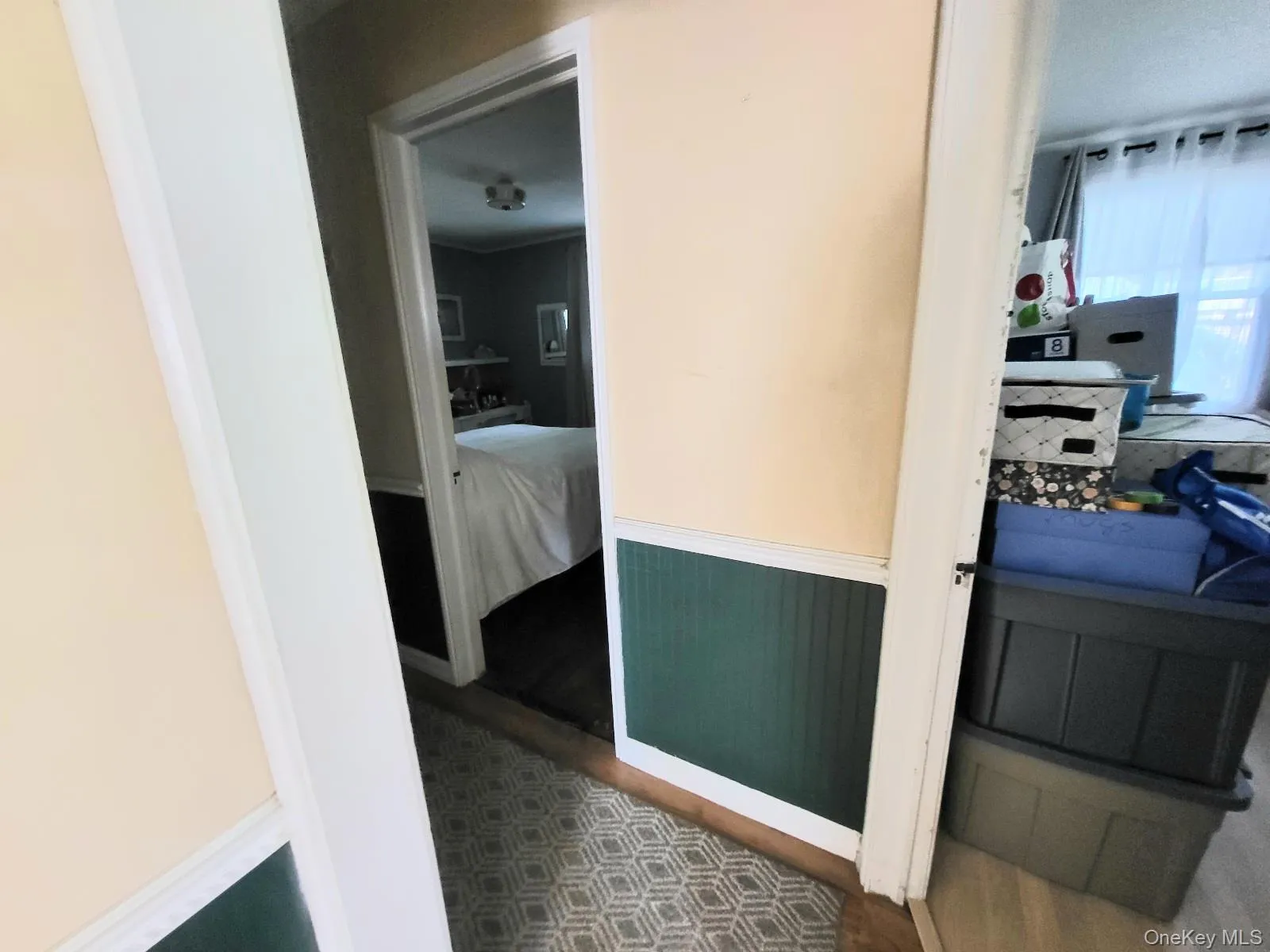 Peek into 2 first floor bedrooms~ Peek into 2 first floor bedrooms~