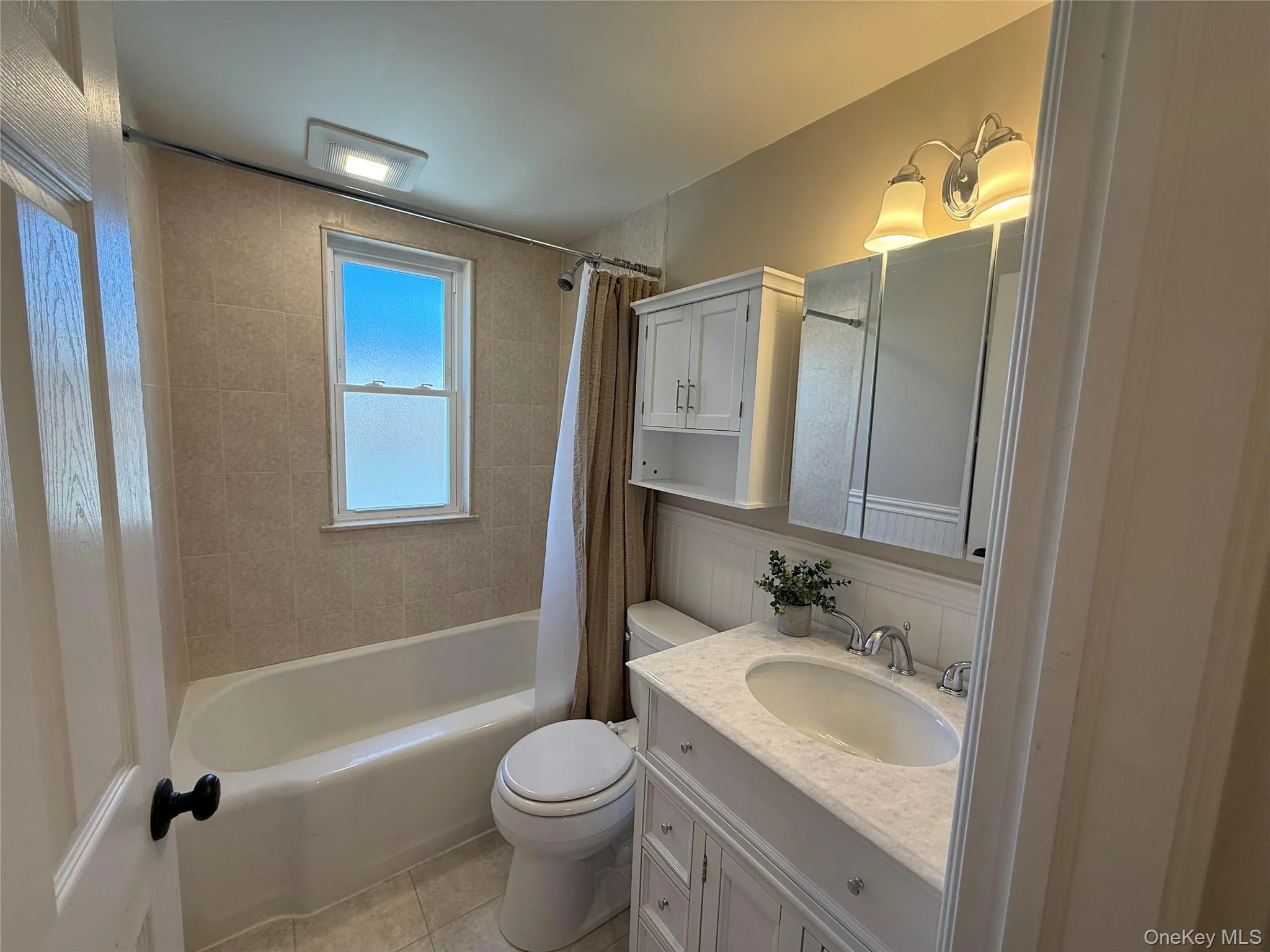 648 7th Street, Hempstead, NY, 2 Bedrooms Bedrooms, 4 Rooms Rooms,1 BathroomBathrooms,Residential Lease,For Rent,7th,0,1034151 648 7th Street, Hempstead, NY, 2 Bedrooms Bedrooms, 4 Rooms Rooms,1 BathroomBathrooms,Residential Lease,For Rent,7th,0,1034151