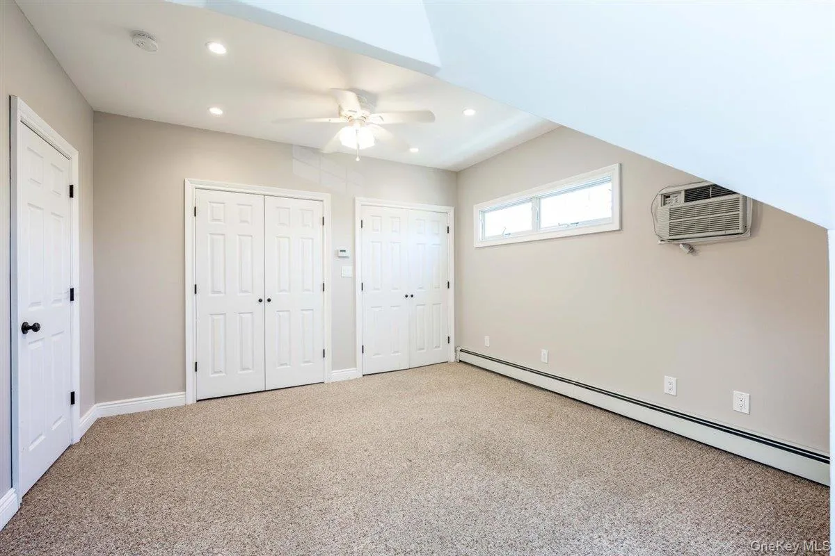 648 7th Street, Hempstead, NY, 2 Bedrooms Bedrooms, 4 Rooms Rooms,1 BathroomBathrooms,Residential Lease,For Rent,7th,0,1034151 648 7th Street, Hempstead, NY, 2 Bedrooms Bedrooms, 4 Rooms Rooms,1 BathroomBathrooms,Residential Lease,For Rent,7th,0,1034151