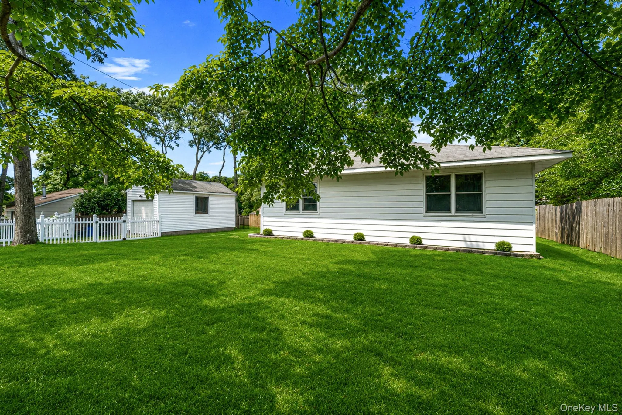 15 Oceanview Avenue, Brookhaven, NY, 3 Bedrooms Bedrooms, 6 Rooms Rooms,1 BathroomBathrooms,Residential,For Rent,Oceanview,0,1034155 15 Oceanview Avenue, Brookhaven, NY, 3 Bedrooms Bedrooms, 6 Rooms Rooms,1 BathroomBathrooms,Residential,For Rent,Oceanview,0,1034155