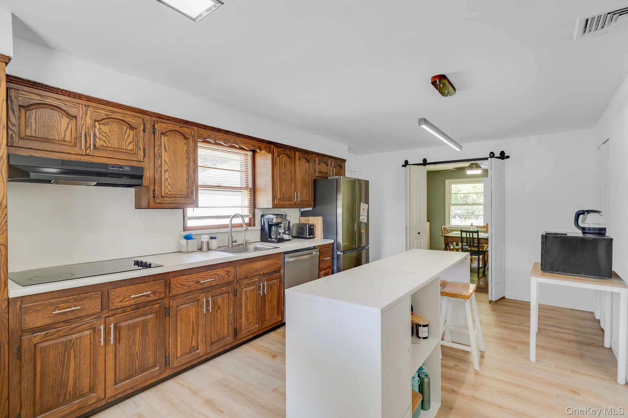 15 Oceanview Avenue, Brookhaven, NY, 3 Bedrooms Bedrooms, 6 Rooms Rooms,1 BathroomBathrooms,Residential,For Rent,Oceanview,0,1034155 15 Oceanview Avenue, Brookhaven, NY, 3 Bedrooms Bedrooms, 6 Rooms Rooms,1 BathroomBathrooms,Residential,For Rent,Oceanview,0,1034155