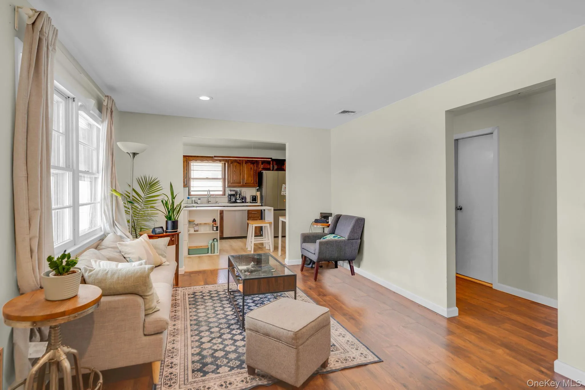 15 Oceanview Avenue, Brookhaven, NY, 3 Bedrooms Bedrooms, 6 Rooms Rooms,1 BathroomBathrooms,Residential,For Rent,Oceanview,0,1034155 15 Oceanview Avenue, Brookhaven, NY, 3 Bedrooms Bedrooms, 6 Rooms Rooms,1 BathroomBathrooms,Residential,For Rent,Oceanview,0,1034155