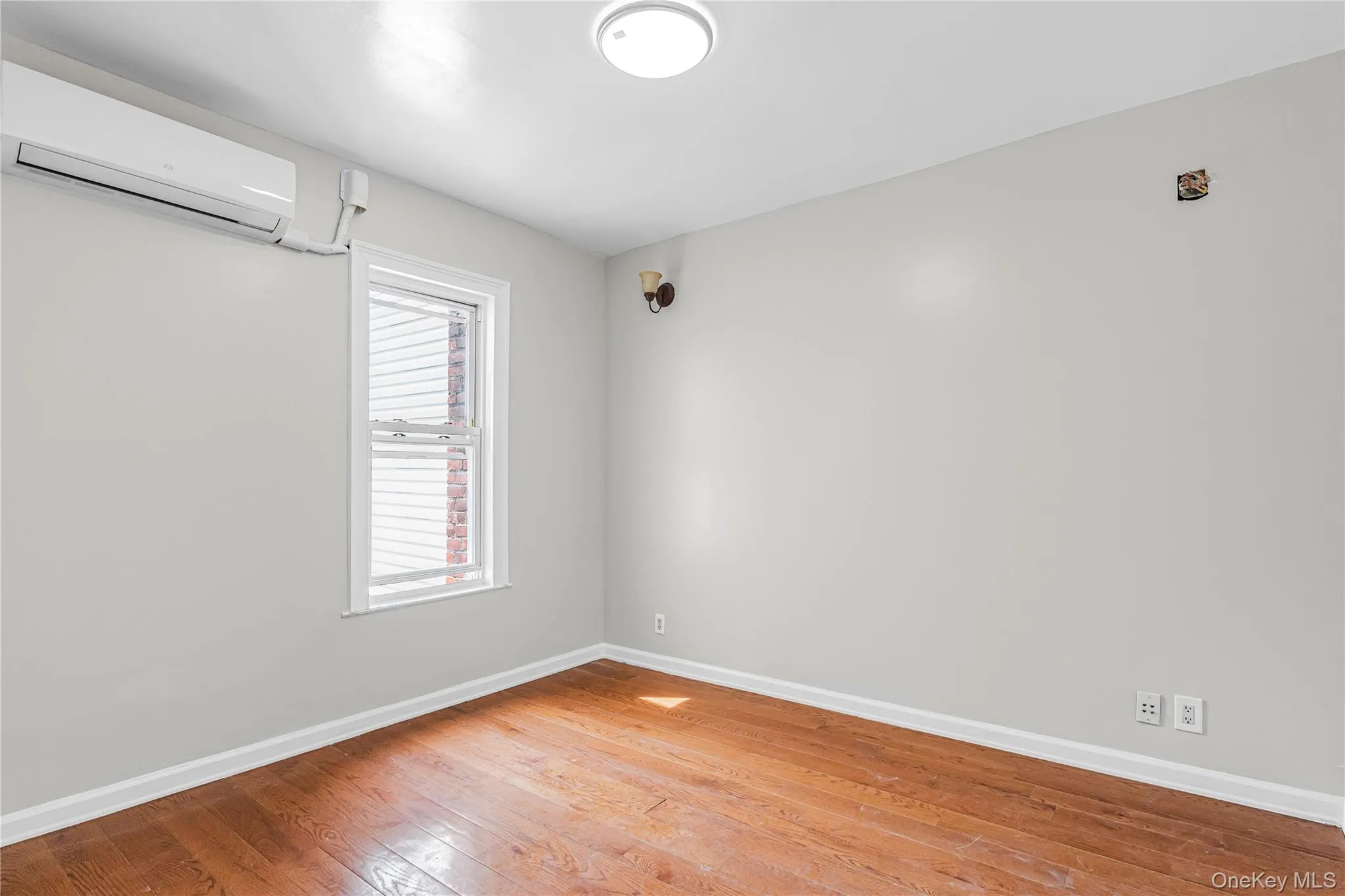 86-16 102nd Avenue, New York, NY, 3 Bedrooms Bedrooms, 9 Rooms Rooms,1 BathroomBathrooms,Residential,For Rent,102nd,0,1034162 86-16 102nd Avenue, New York, NY, 3 Bedrooms Bedrooms, 9 Rooms Rooms,1 BathroomBathrooms,Residential,For Rent,102nd,0,1034162