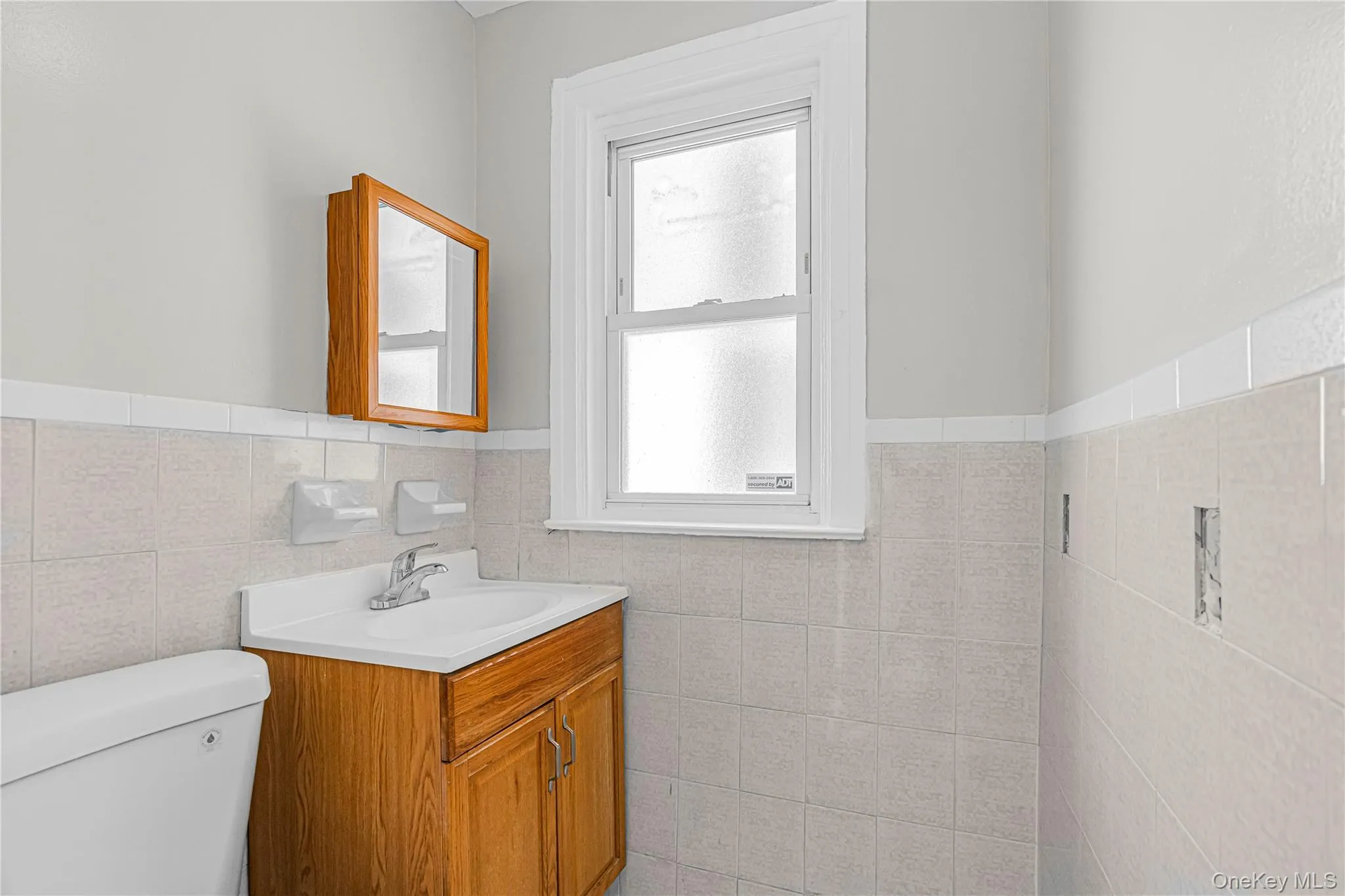 86-16 102nd Avenue, New York, NY, 3 Bedrooms Bedrooms, 9 Rooms Rooms,1 BathroomBathrooms,Residential,For Rent,102nd,0,1034162 86-16 102nd Avenue, New York, NY, 3 Bedrooms Bedrooms, 9 Rooms Rooms,1 BathroomBathrooms,Residential,For Rent,102nd,0,1034162