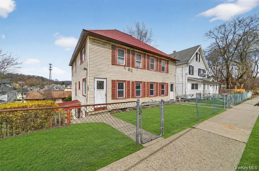 664-666 N Division St, Peekskill, NY, 3 Bedrooms Bedrooms, 5 Rooms Rooms,1 BathroomBathrooms,Residential Lease,For Rent,N Division St,0,1034167 664-666 N Division St, Peekskill, NY, 3 Bedrooms Bedrooms, 5 Rooms Rooms,1 BathroomBathrooms,Residential Lease,For Rent,N Division St,0,1034167