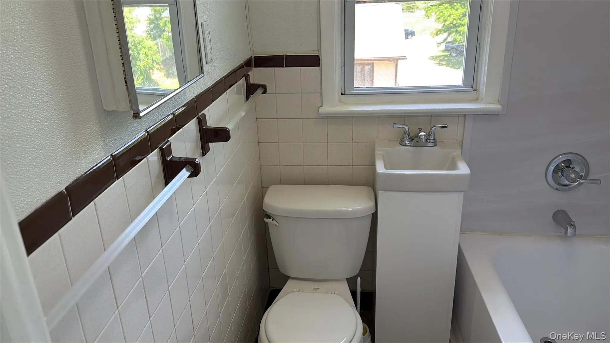 664-666 N Division St, Peekskill, NY, 3 Bedrooms Bedrooms, 5 Rooms Rooms,1 BathroomBathrooms,Residential Lease,For Rent,N Division St,0,1034167 664-666 N Division St, Peekskill, NY, 3 Bedrooms Bedrooms, 5 Rooms Rooms,1 BathroomBathrooms,Residential Lease,For Rent,N Division St,0,1034167