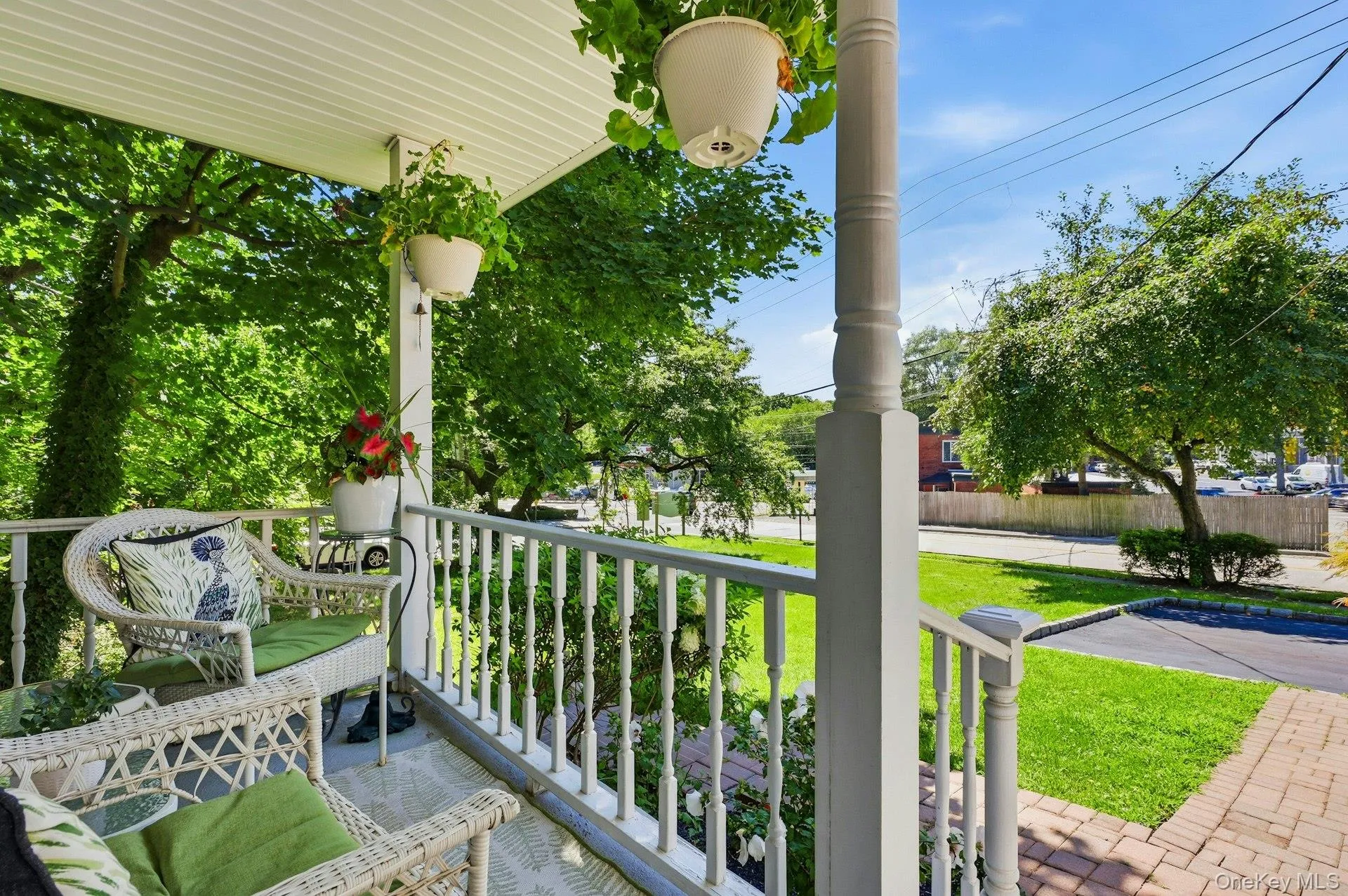 627 Main Street, Huntington, NY, 3 Bedrooms Bedrooms, 8 Rooms Rooms,2 BathroomsBathrooms,Residential,For Rent,Main,0,1034170 627 Main Street, Huntington, NY, 3 Bedrooms Bedrooms, 8 Rooms Rooms,2 BathroomsBathrooms,Residential,For Rent,Main,0,1034170