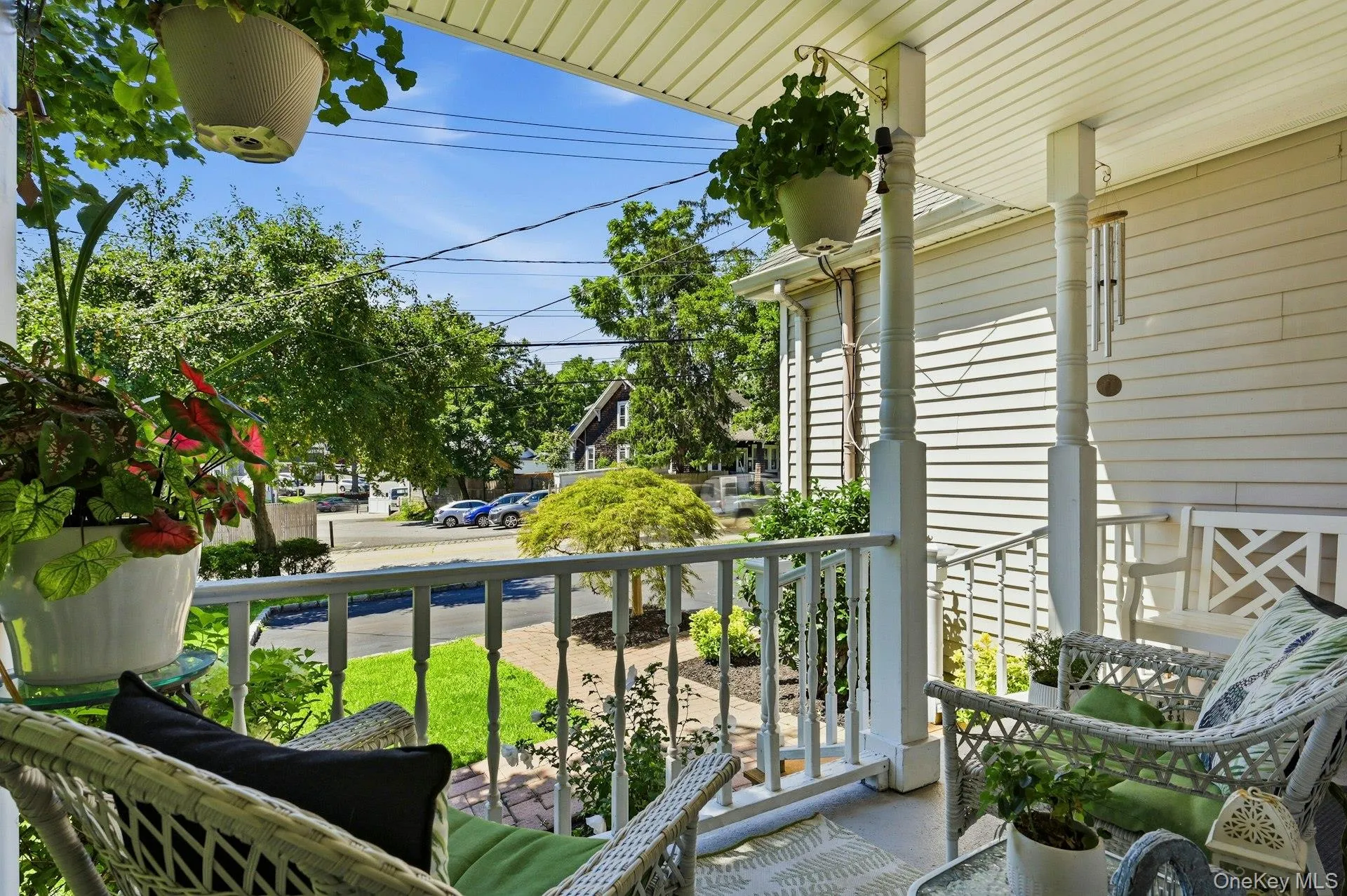 627 Main Street, Huntington, NY, 3 Bedrooms Bedrooms, 8 Rooms Rooms,2 BathroomsBathrooms,Residential,For Rent,Main,0,1034170 627 Main Street, Huntington, NY, 3 Bedrooms Bedrooms, 8 Rooms Rooms,2 BathroomsBathrooms,Residential,For Rent,Main,0,1034170
