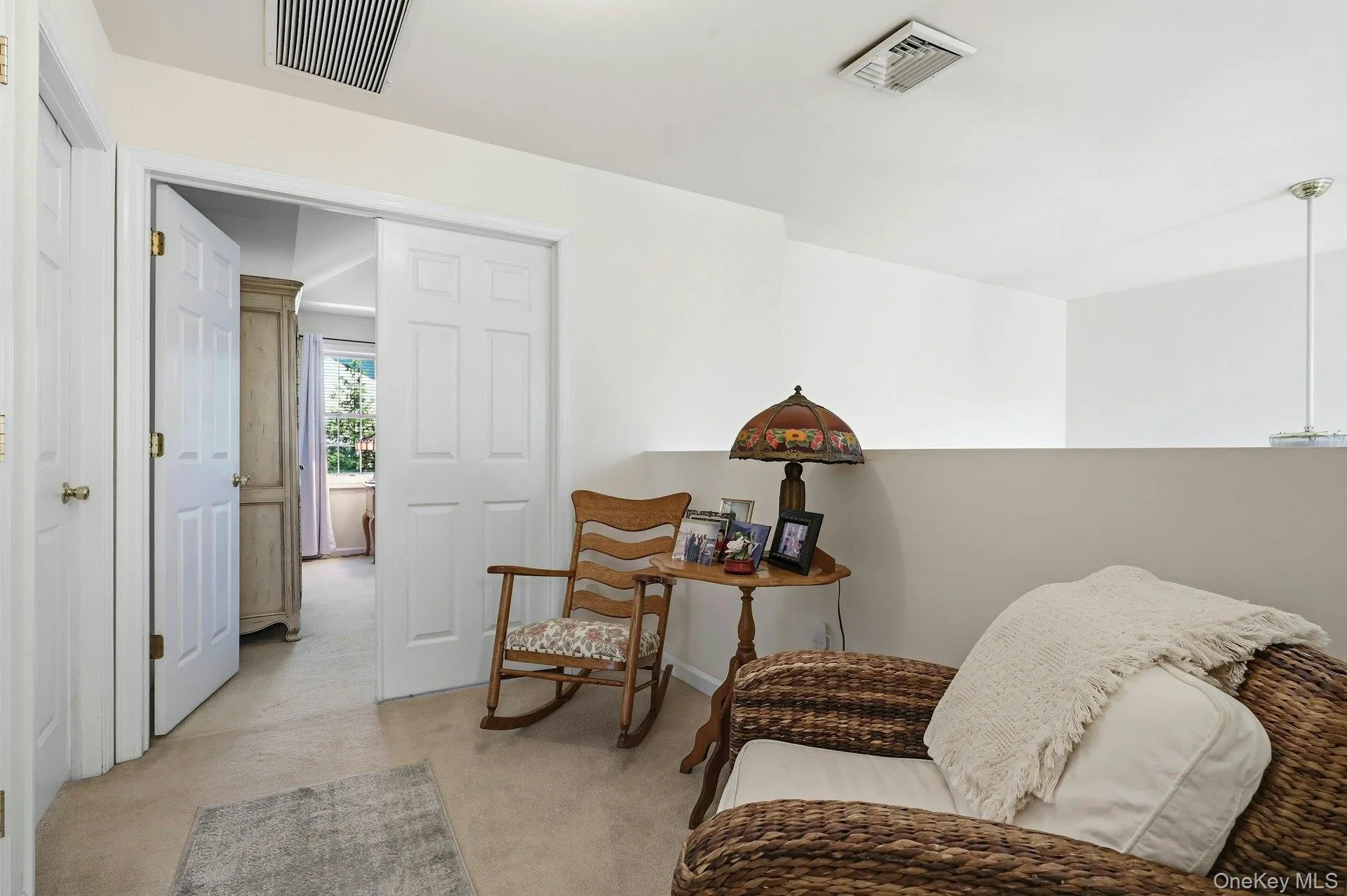 627 Main Street, Huntington, NY, 3 Bedrooms Bedrooms, 8 Rooms Rooms,2 BathroomsBathrooms,Residential,For Rent,Main,0,1034170 627 Main Street, Huntington, NY, 3 Bedrooms Bedrooms, 8 Rooms Rooms,2 BathroomsBathrooms,Residential,For Rent,Main,0,1034170