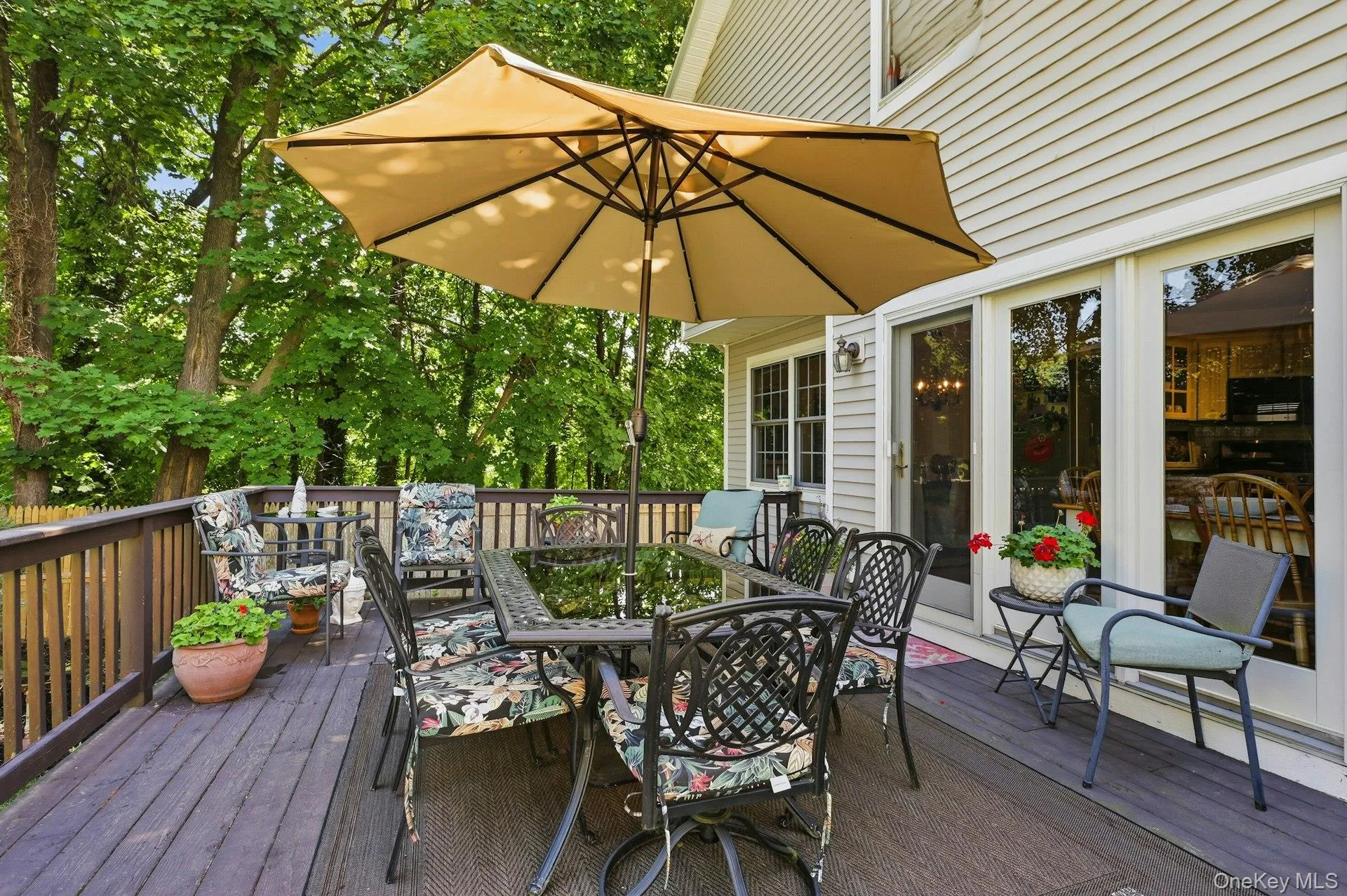 627 Main Street, Huntington, NY, 3 Bedrooms Bedrooms, 8 Rooms Rooms,2 BathroomsBathrooms,Residential,For Rent,Main,0,1034170 627 Main Street, Huntington, NY, 3 Bedrooms Bedrooms, 8 Rooms Rooms,2 BathroomsBathrooms,Residential,For Rent,Main,0,1034170
