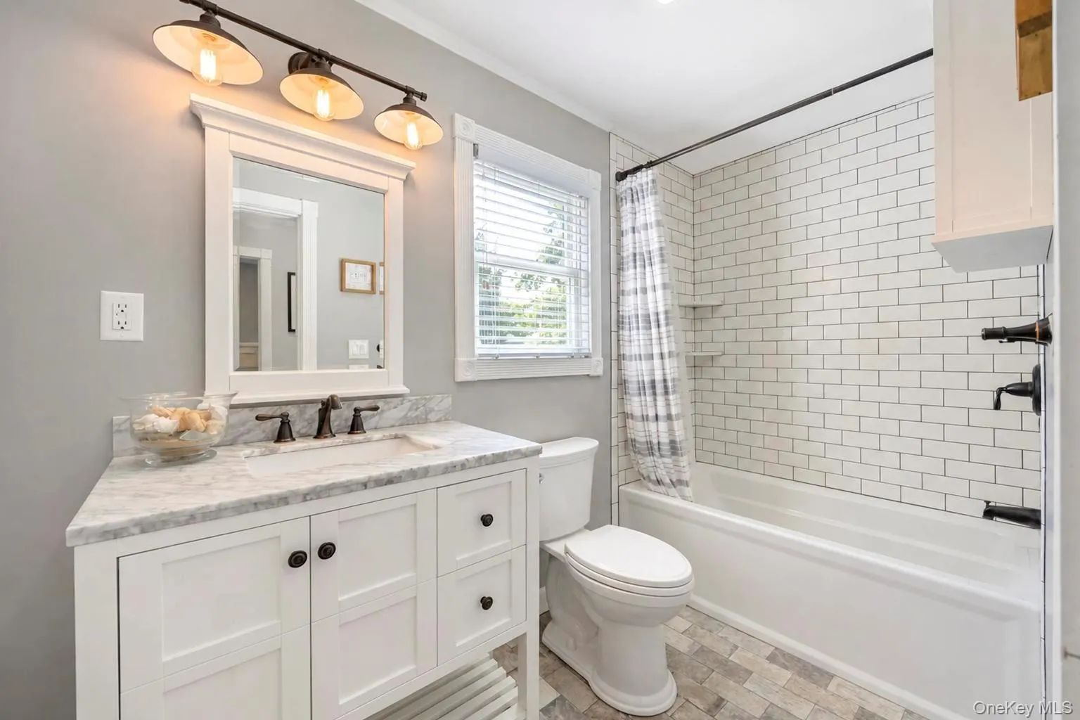 65 Hawthorne Avenue, West Babylon, NY, 2 Bedrooms Bedrooms, 5 Rooms Rooms,1 BathroomBathrooms,Residential,For Rent,Hawthorne,0,1034175 65 Hawthorne Avenue, West Babylon, NY, 2 Bedrooms Bedrooms, 5 Rooms Rooms,1 BathroomBathrooms,Residential,For Rent,Hawthorne,0,1034175