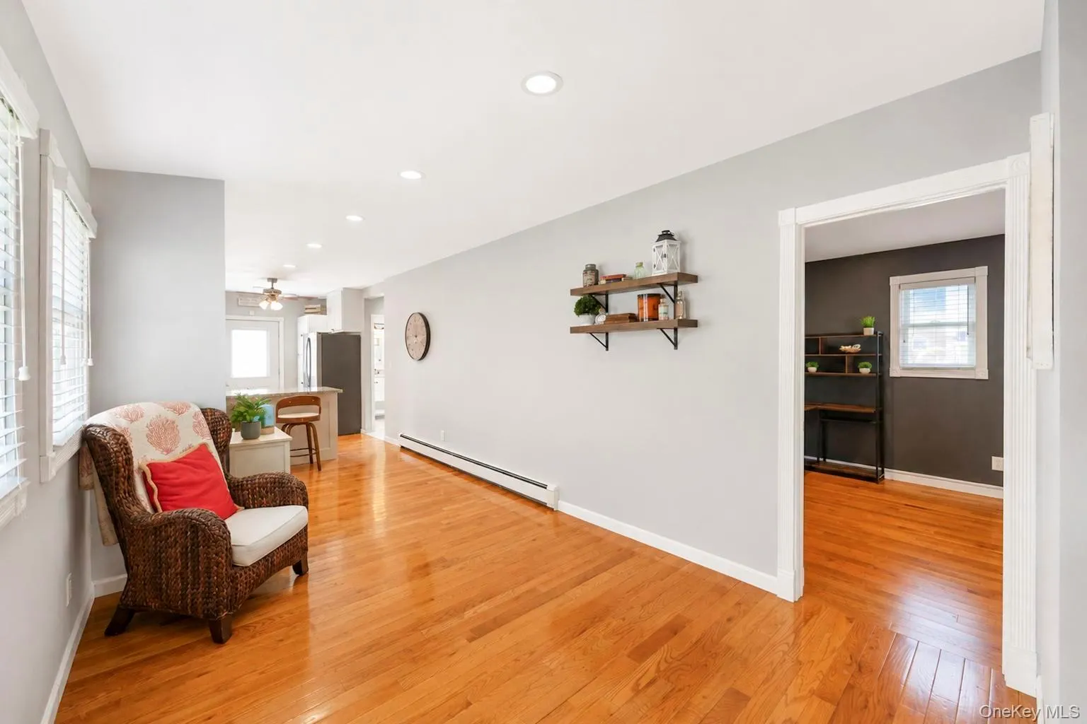 65 Hawthorne Avenue, West Babylon, NY, 2 Bedrooms Bedrooms, 5 Rooms Rooms,1 BathroomBathrooms,Residential,For Rent,Hawthorne,0,1034175 65 Hawthorne Avenue, West Babylon, NY, 2 Bedrooms Bedrooms, 5 Rooms Rooms,1 BathroomBathrooms,Residential,For Rent,Hawthorne,0,1034175